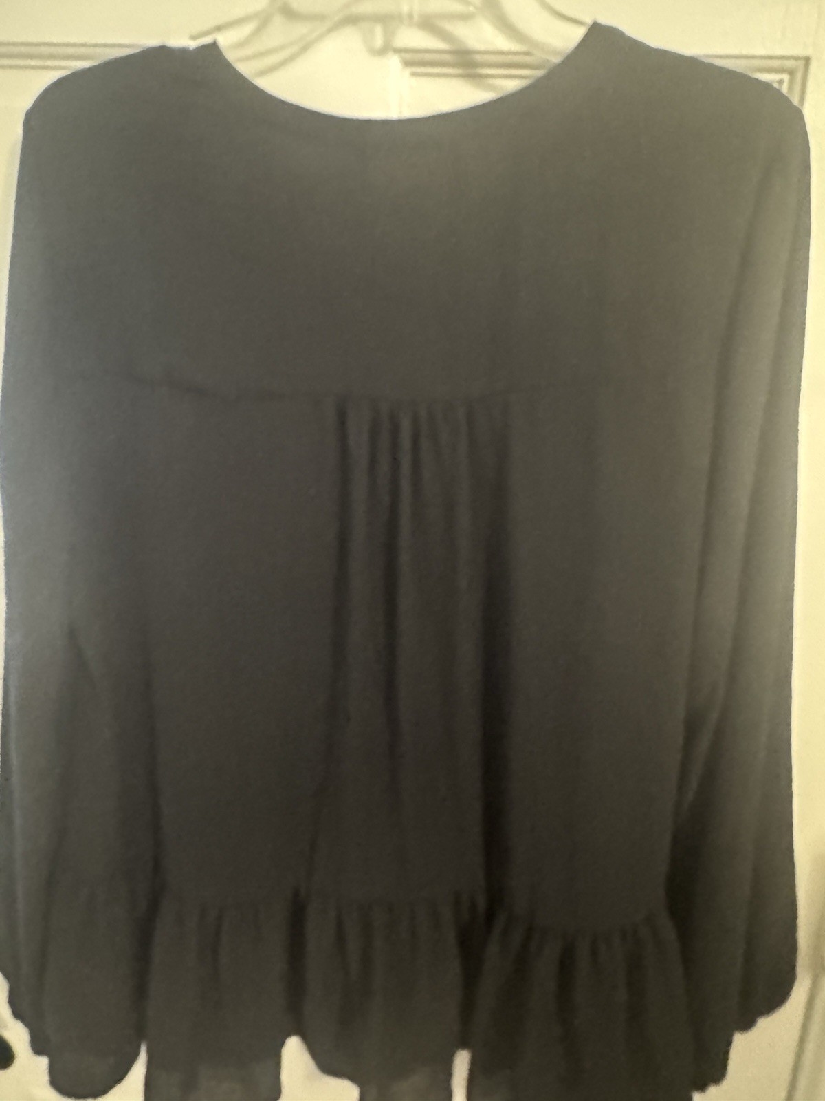Pleione Women’s L Black Solid V-Neck Long Sleeve Peplum Lace Ruffle Blouse