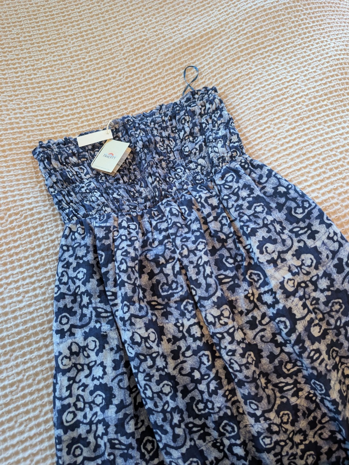 NWT Faherty Margarita 100% Linen Strapless Smocked Purple Maxi Dress Women’s M