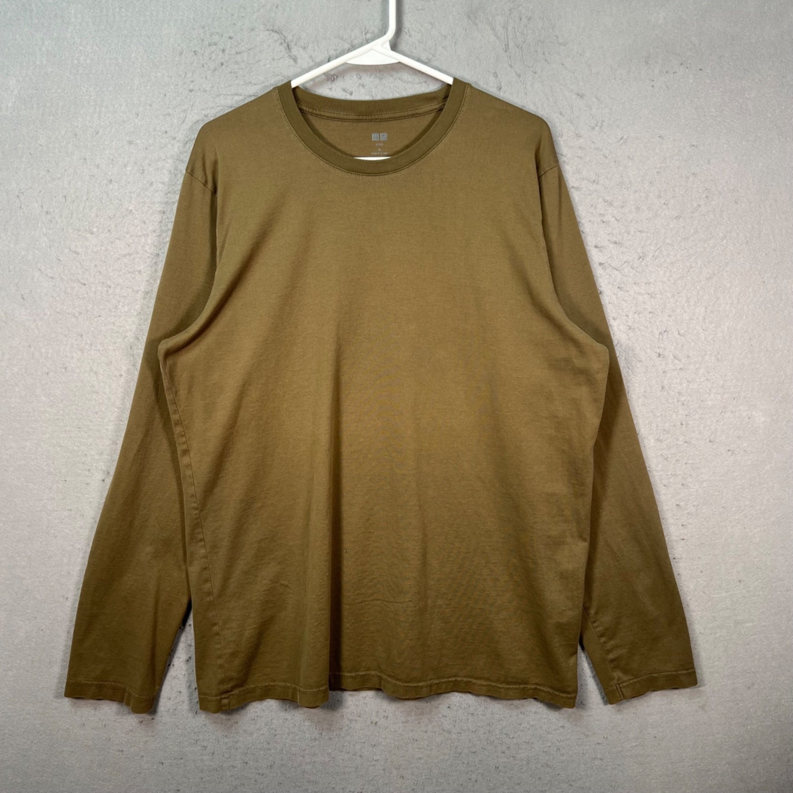 Uniqlo Mens Size XL Olive Green Supima Cotton Long Sleeve Crewneck T Shirt