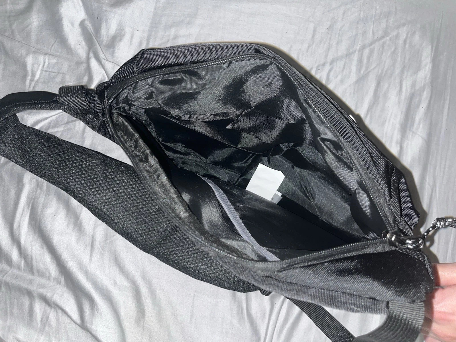 Patagonia Atom 8L Outdoor Crossbody Bag BLACK