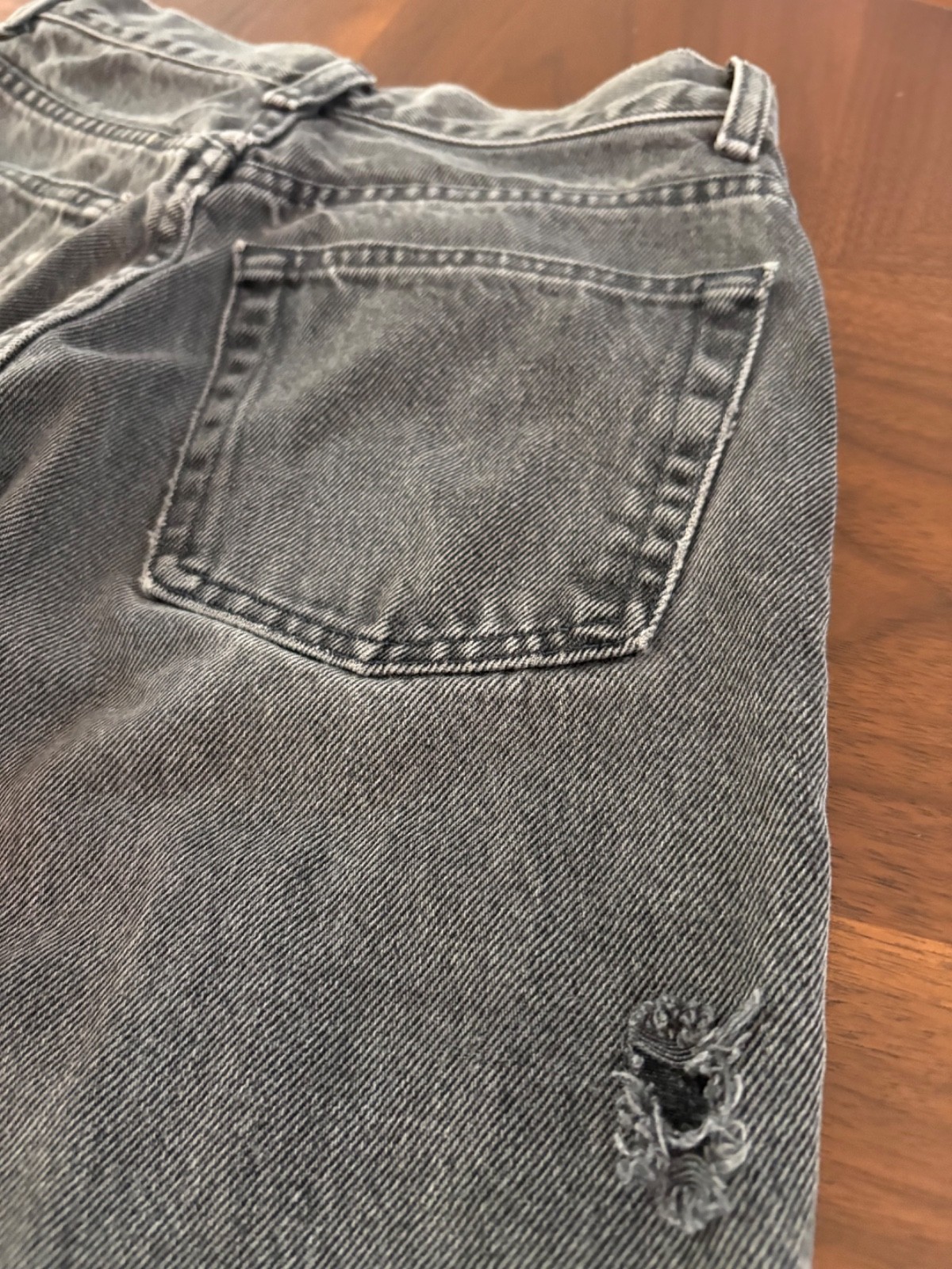Vintage Y2K Gap Embroidered Women’s US0 25×28 Grey High Rise Straight Leg Jeans