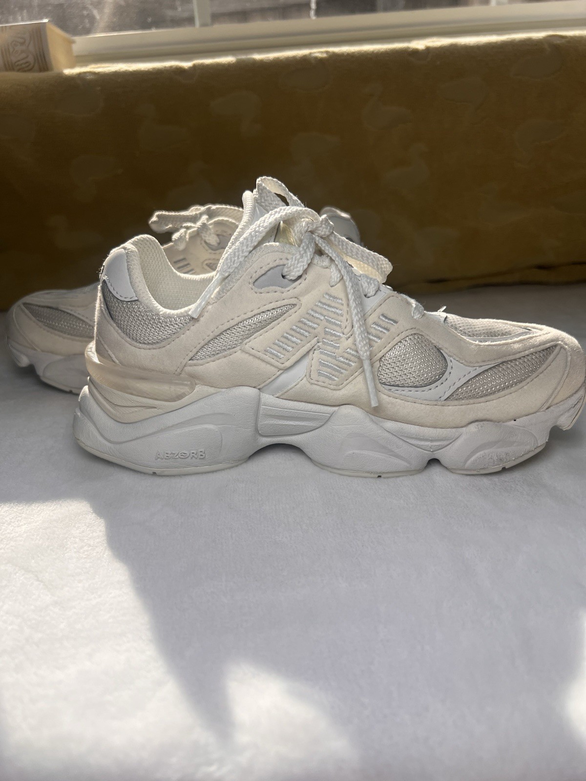New Balance PC9060LL White Lace-Up Low Top Sneakers for Running & Casual