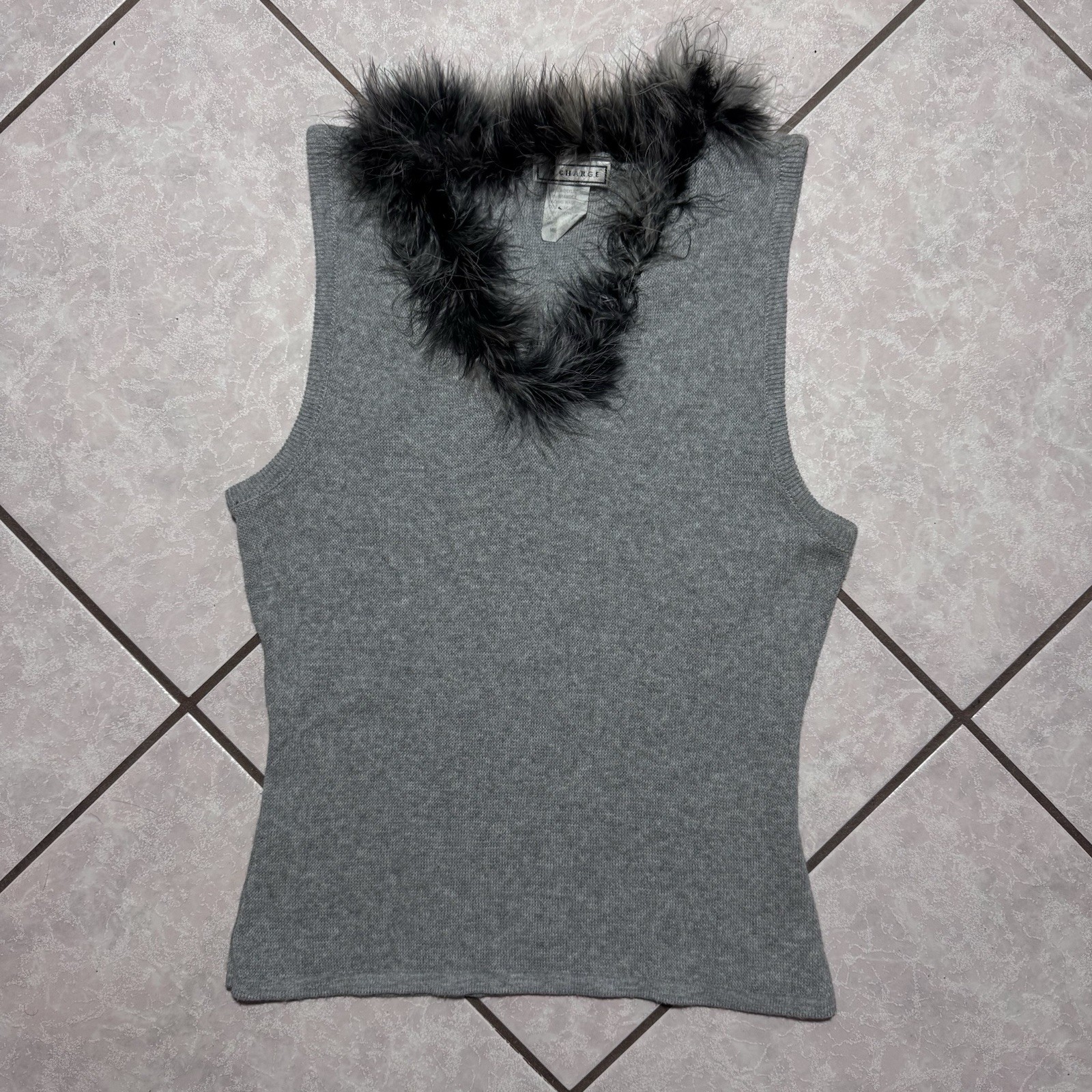 Vintage In Charge Sweater Top with Faux Feather Neck Size Medium 90s