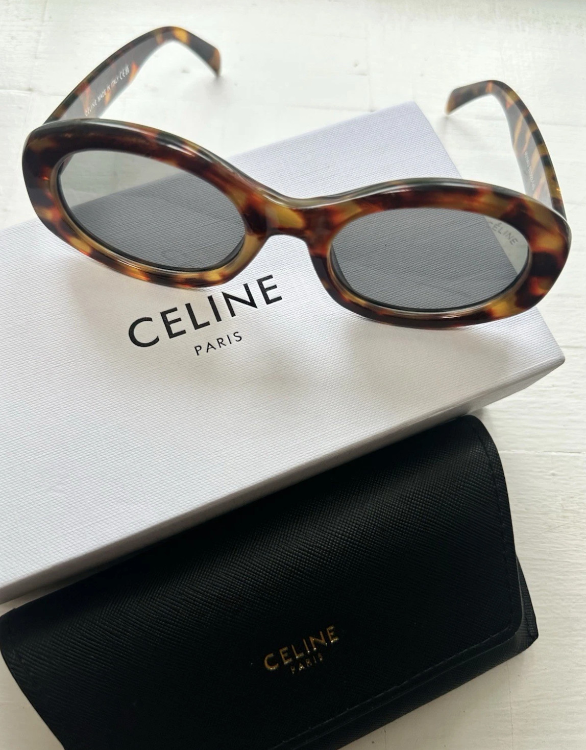 CELINE Sunglasses Triomphe 01 CL40194U Oval Round Tortoise Frame/ Gray Lens