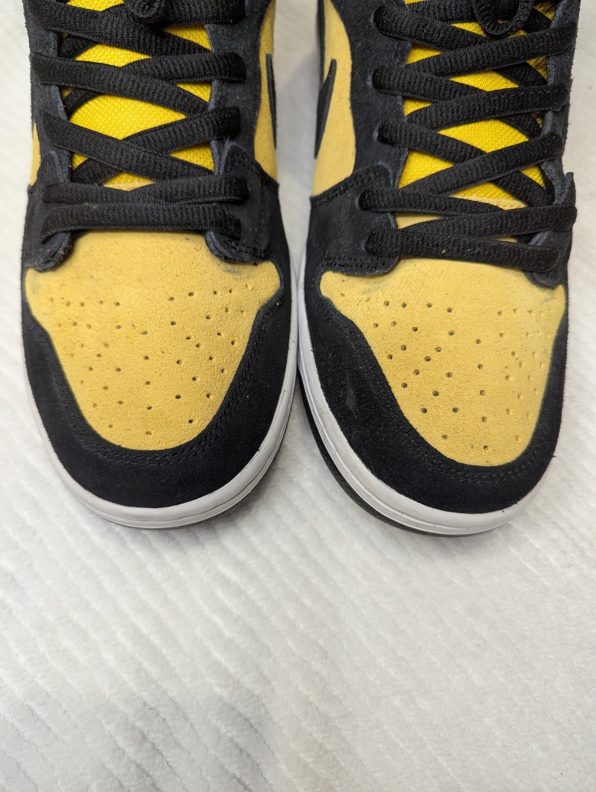 Nike SB Dunk High reverse goldenrod Size men’s 11.5