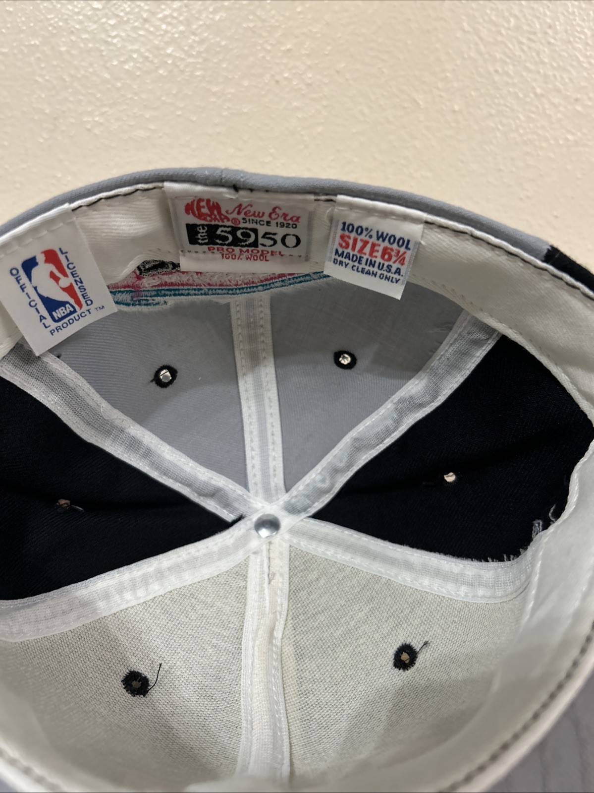 Rare Vintage 90’s San Antonio Spurs New Era Official NBA Hat Sz 6 3/4 NWT USA