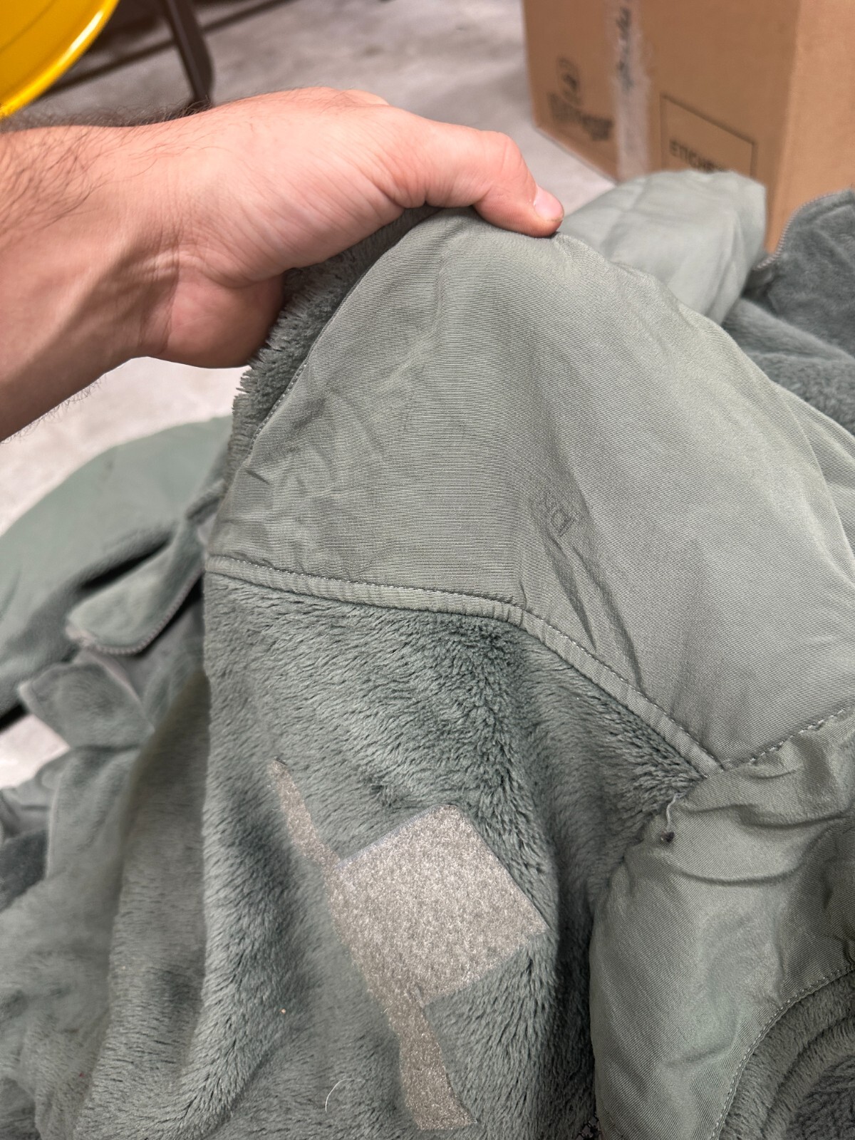 DAMAGED – US Army Gen III Cold Weather Jacket Fleece ACU UCP Polartec ECWCS L3