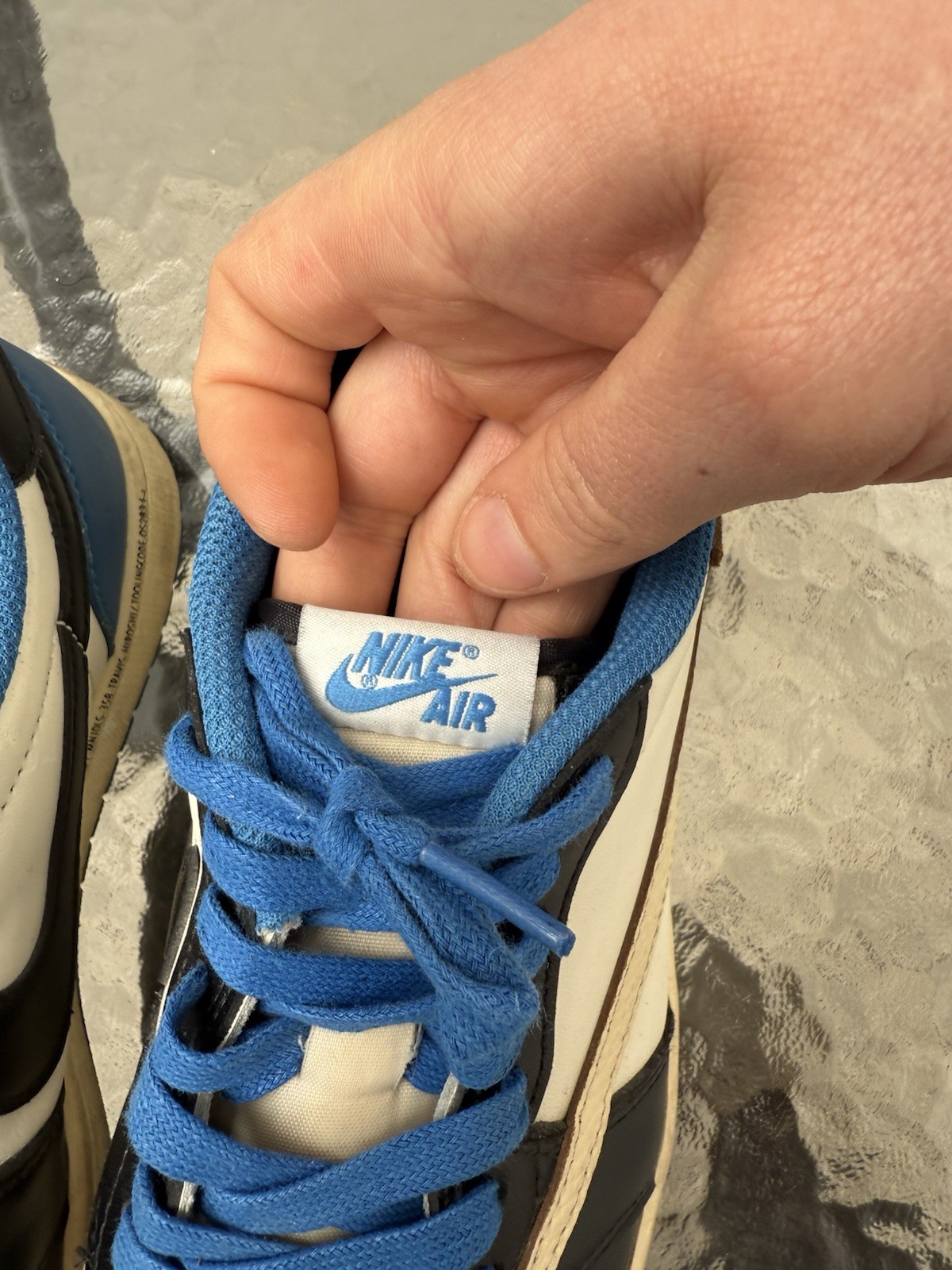 Size 8 – Fragment Design x Travis Scott x Air Jordan 1 Retro Low – DM7866-104