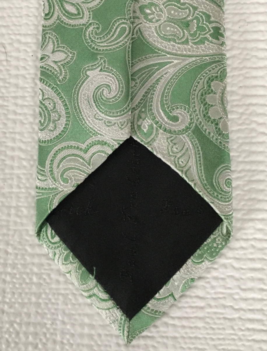 Paul Fredrick Neck Tie Green Silver Paisley 100% Silk 3.25 in Wide 59 in Long