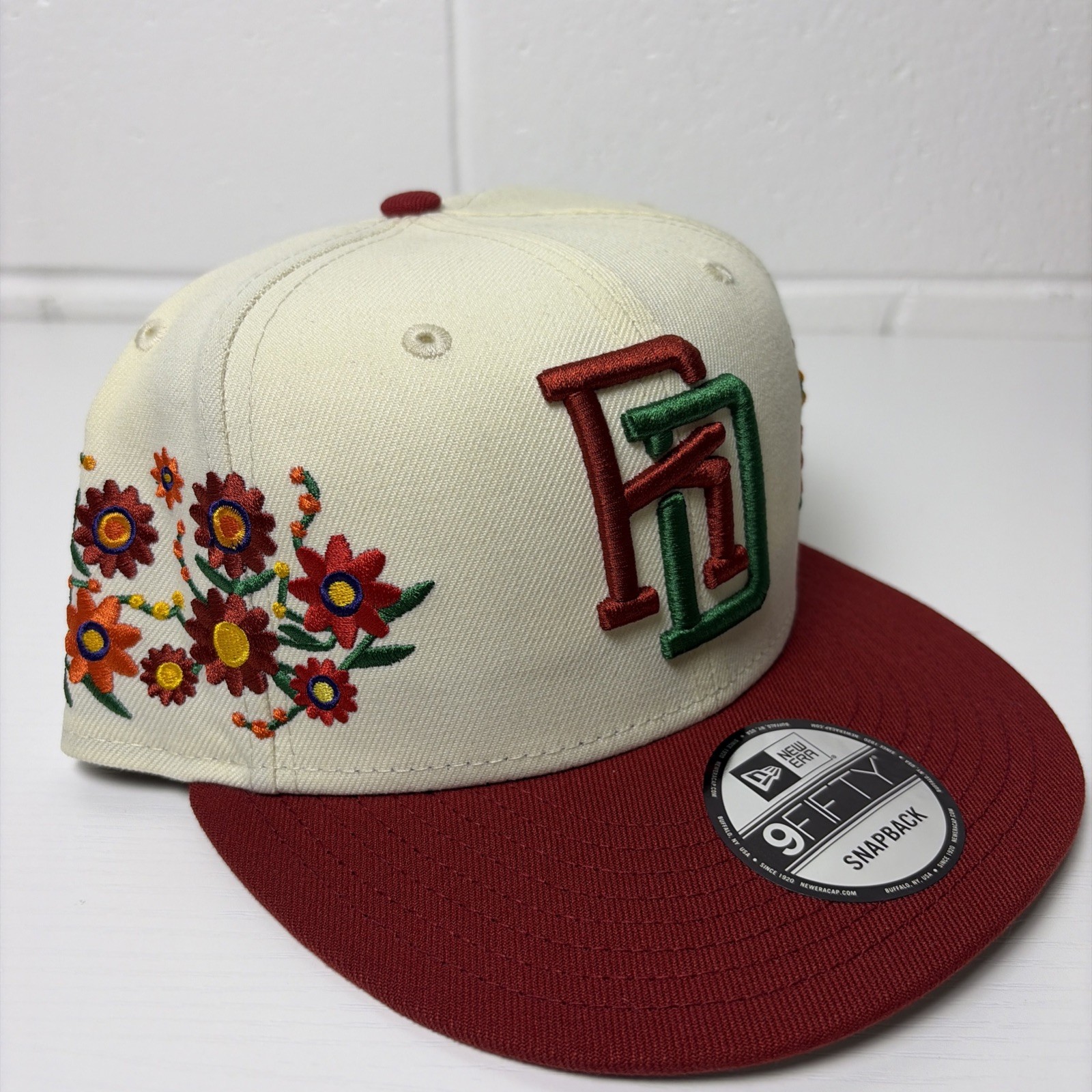 New Era 9Fifty Latin Embroidery Snapback Dominican Republic Baseball Classic