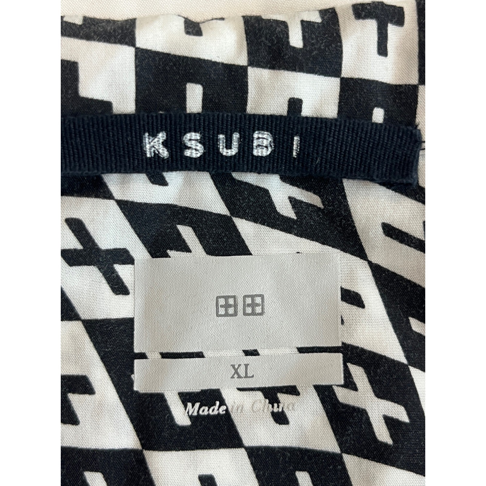 Ksubi Mens XL Black White Optical Illusion Cross Print Tencel Short Sleeve Shirt