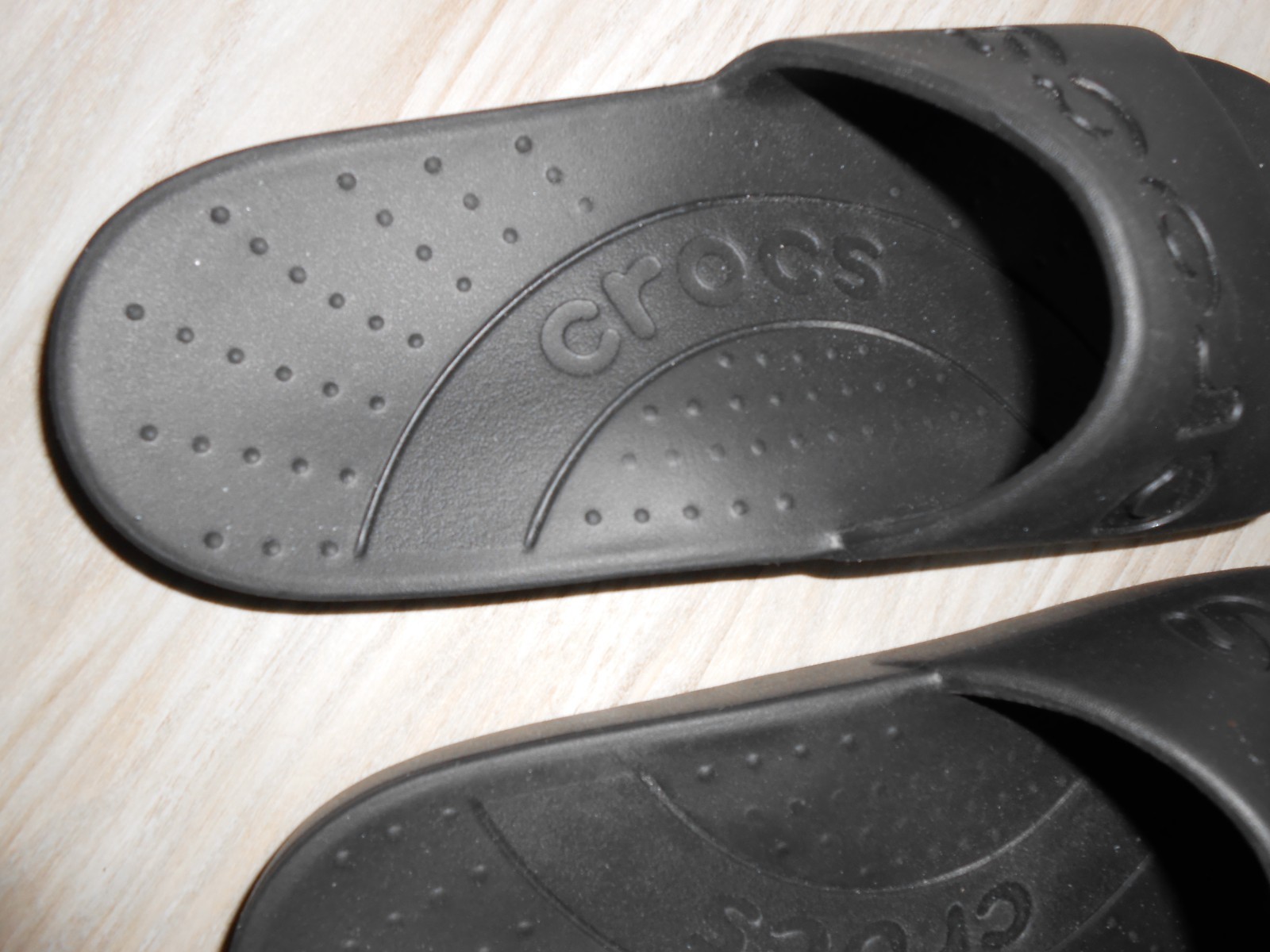 Sandali Croc Slide 210088-001 Black LOGO Crocs Sandals US 9M/11W~MINT Condition~