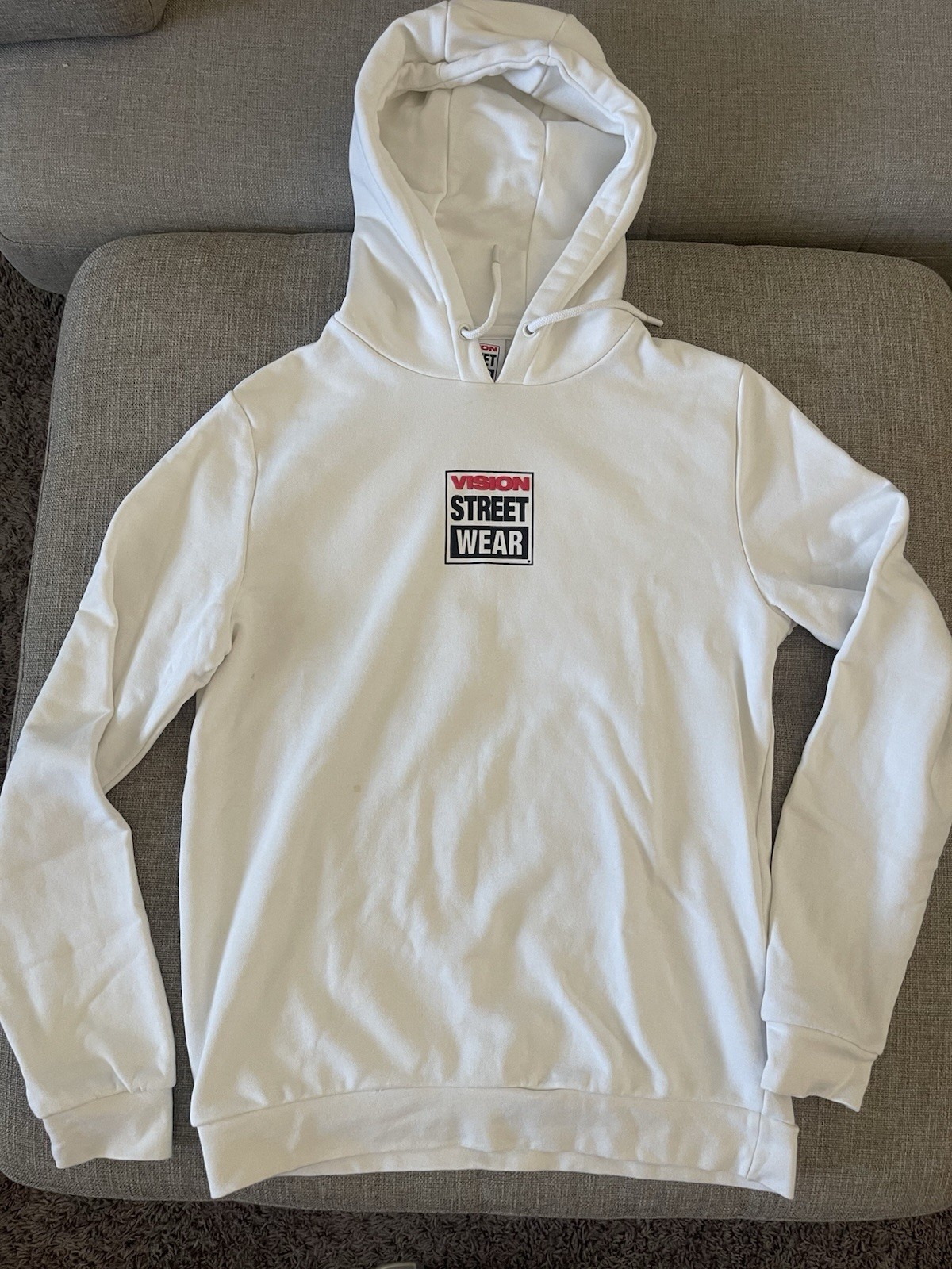 Vision Street Wear Men’s White Pullover Hoodie M Logo Graphic Drawstring Hood
