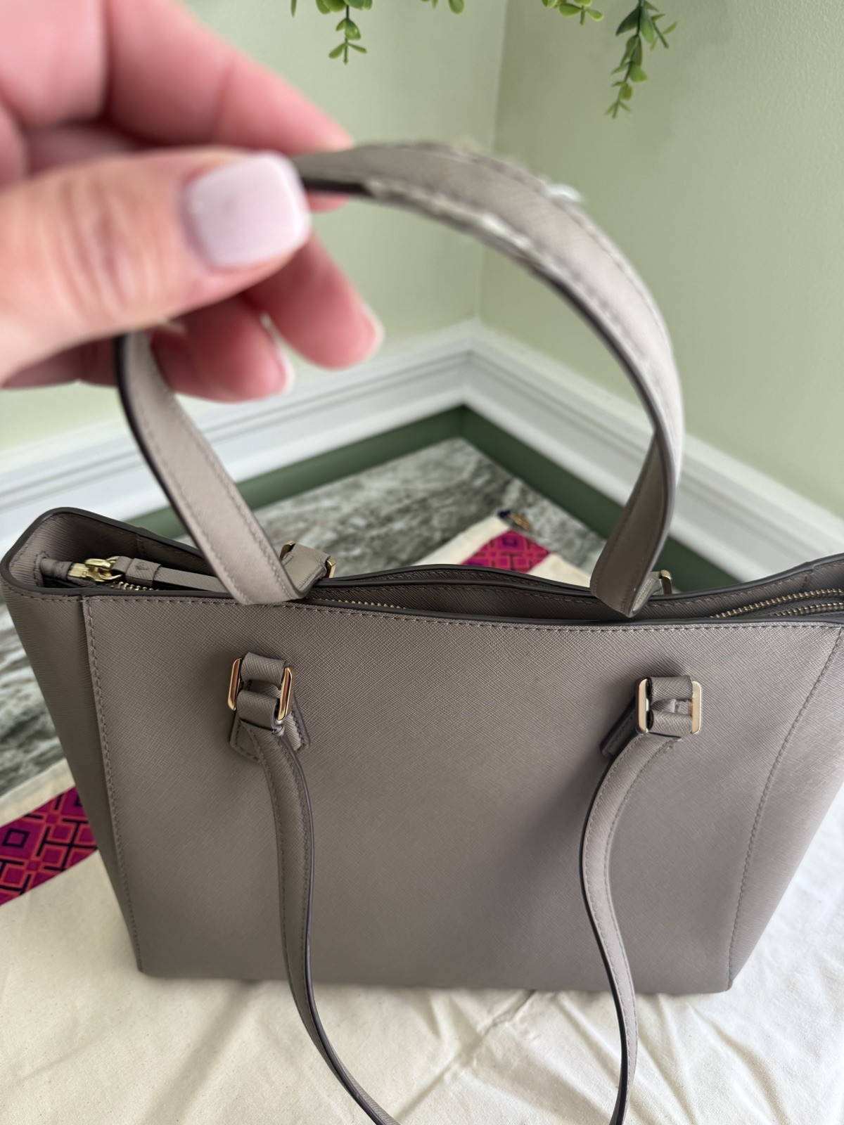 Tory Burch Robinson Small Tote Gray Heron Saffiano Leather Pre-owned