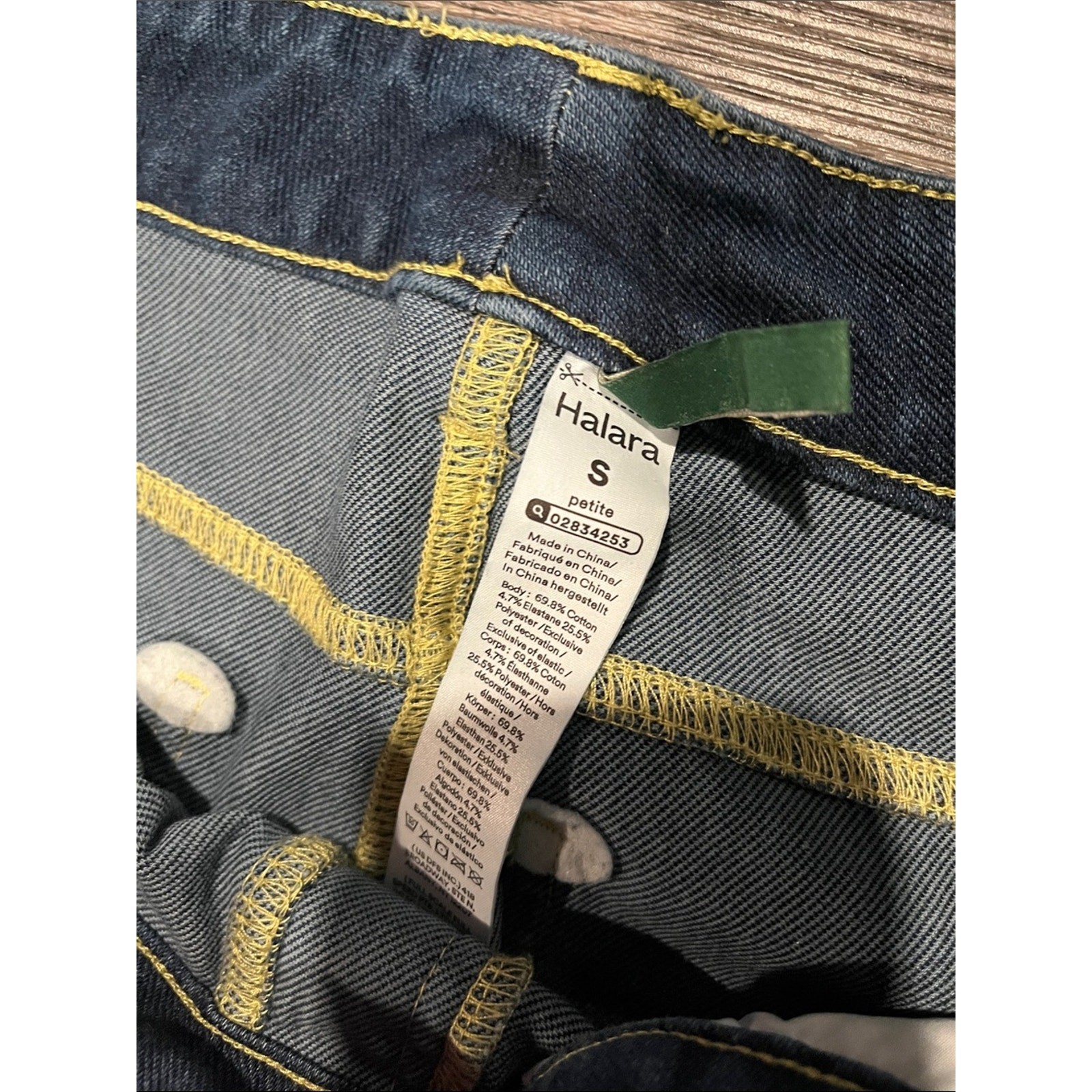 Halara NWOT Flex™ High Waisted Pockets Washed Casual Bootcut Jeans – SP