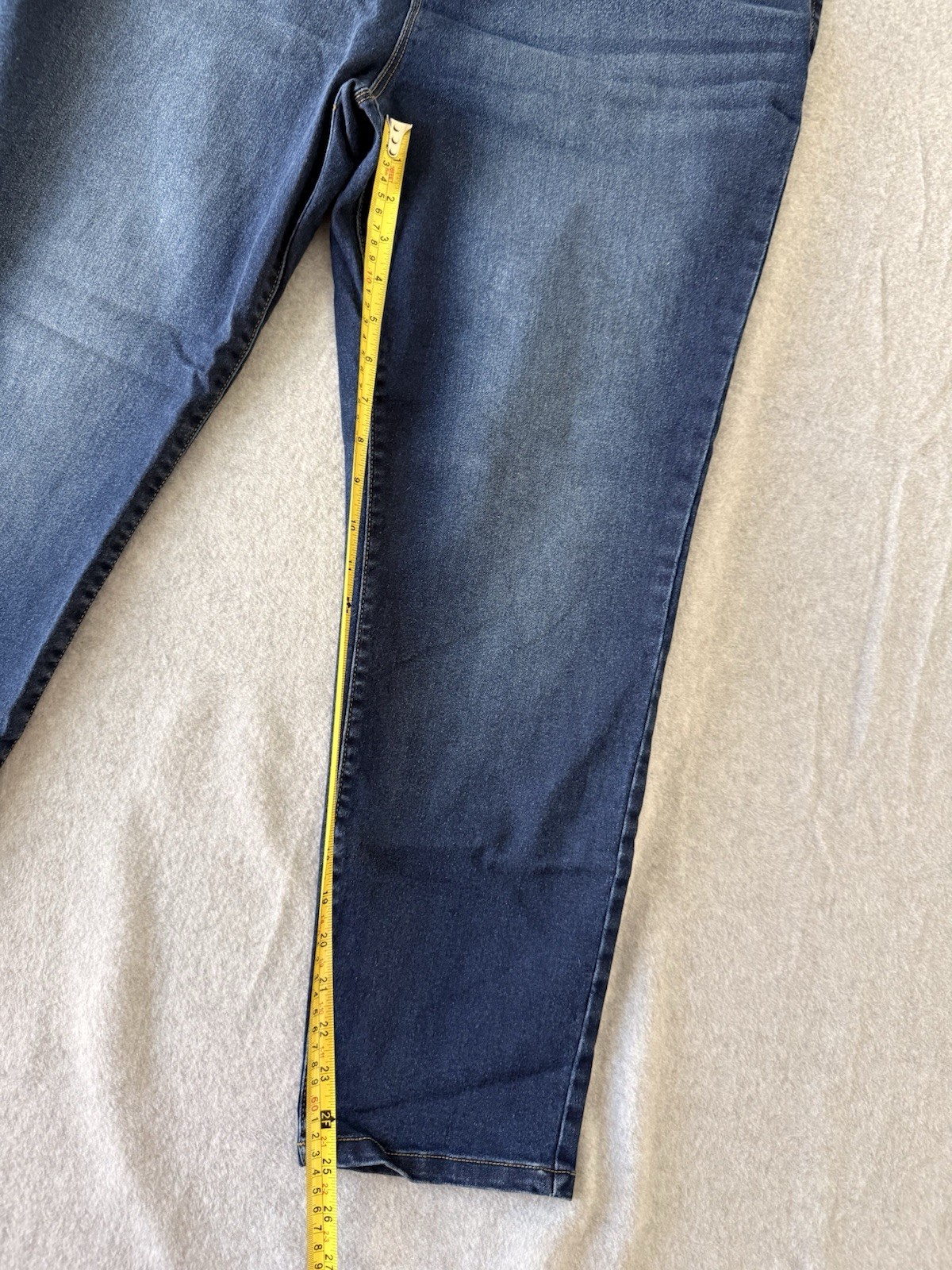 Curve Appeal Minimalist Jegging Dark Wash Skinny Jeans Size 16/33