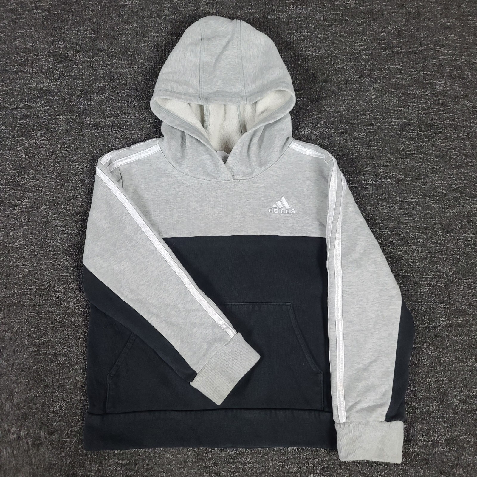 Adidas Hoodie Boys Small 8 Black Colorblock School Play Outdoor Pullover