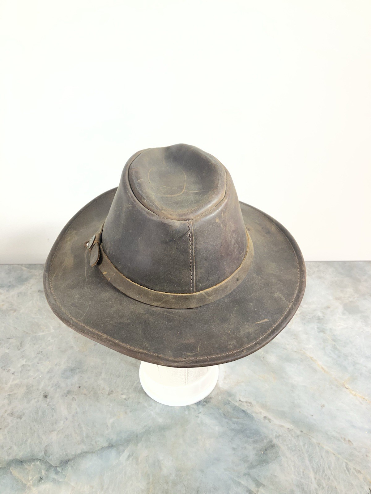 Vintage Goorin Bros Grenadier 2.75″ Brim Fedora Hat 100% Leather Cedar Brown