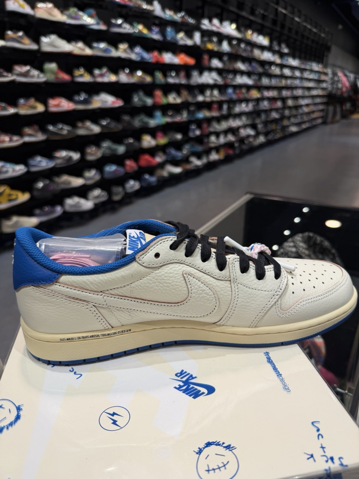 Size 11 – Fragment Design x Travis Scott x Air Jordan 1 Retro (DM7866 104)