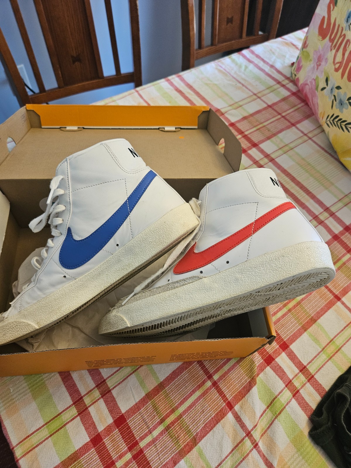 Size 10 – Nike Men’s Blazer ’77 Vintage Mid White Blue Red