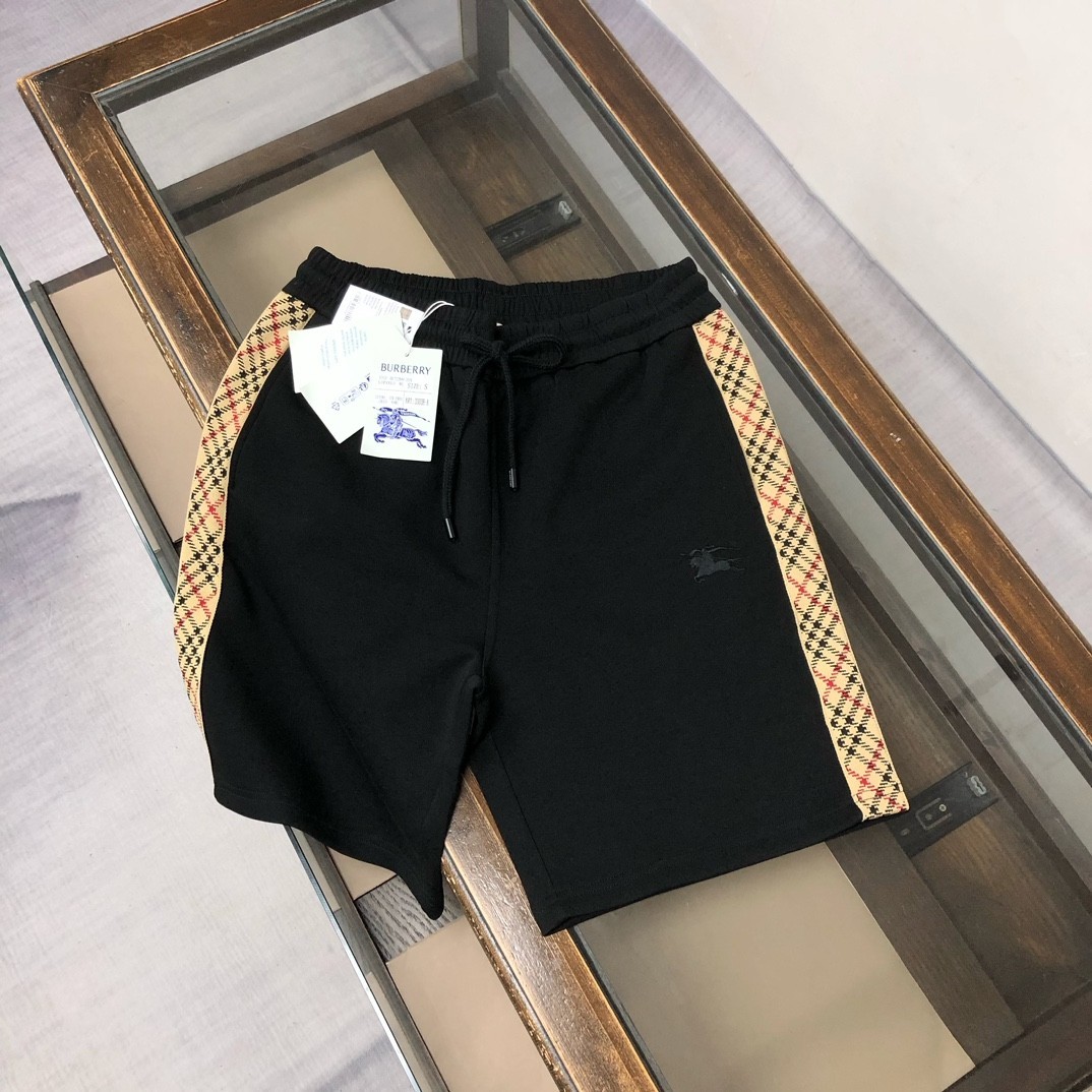 New Moncler Men’s Classic Black Summer Shorts L