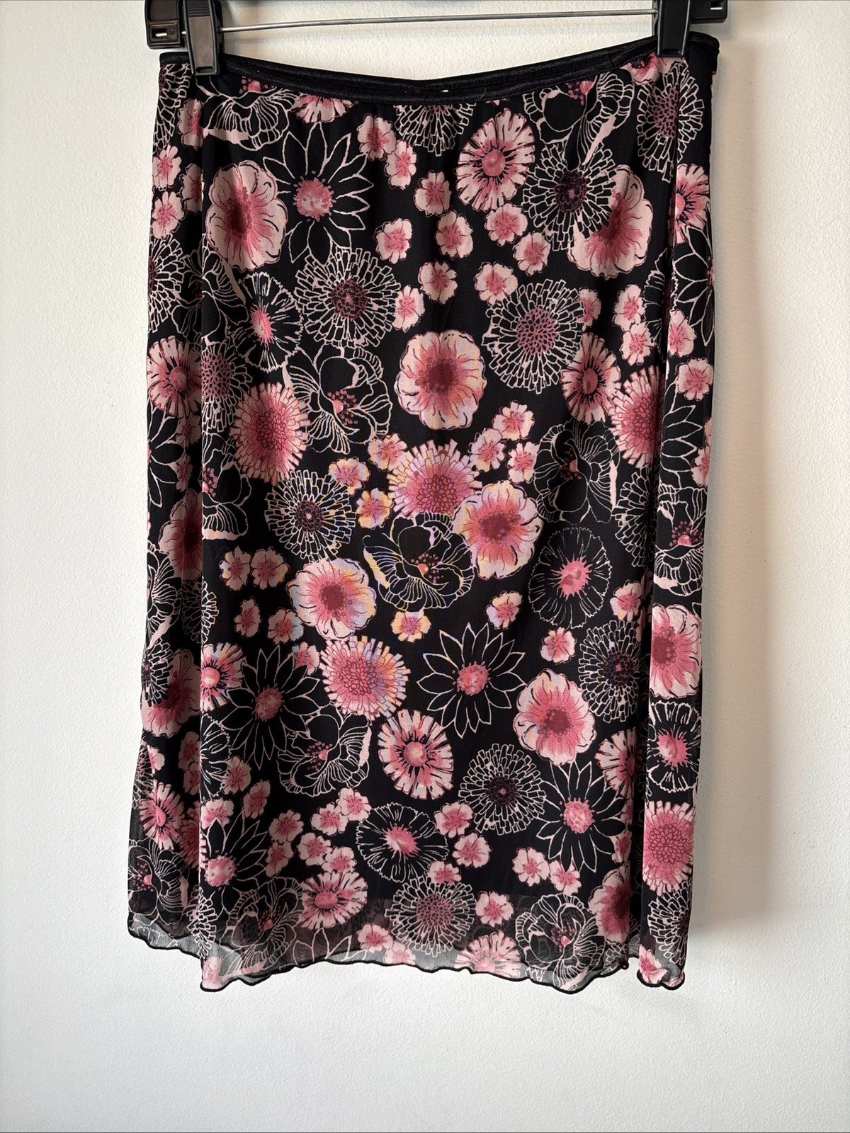 Wrapper Women’s Size 1X Pink Black Floral Midi Skirt