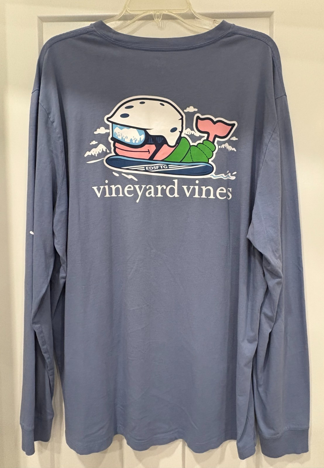 VINEYARD VINES Men’s Sleeve Blue Crew Neck Snowboard Graphic w Pocket – Size XL