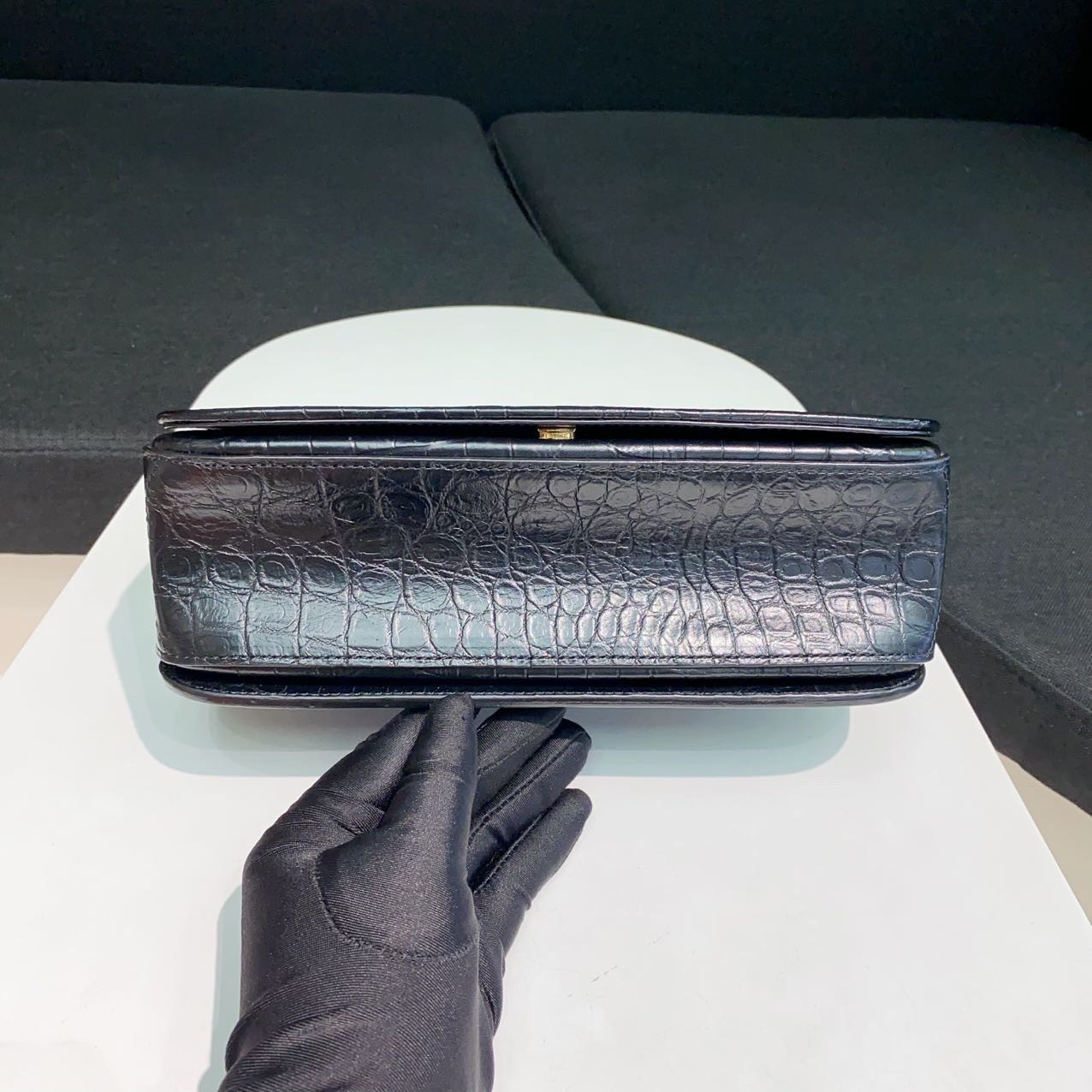 Saint Laurent elise black crocodile embossed chain bag (24 × 15 × 9)cm