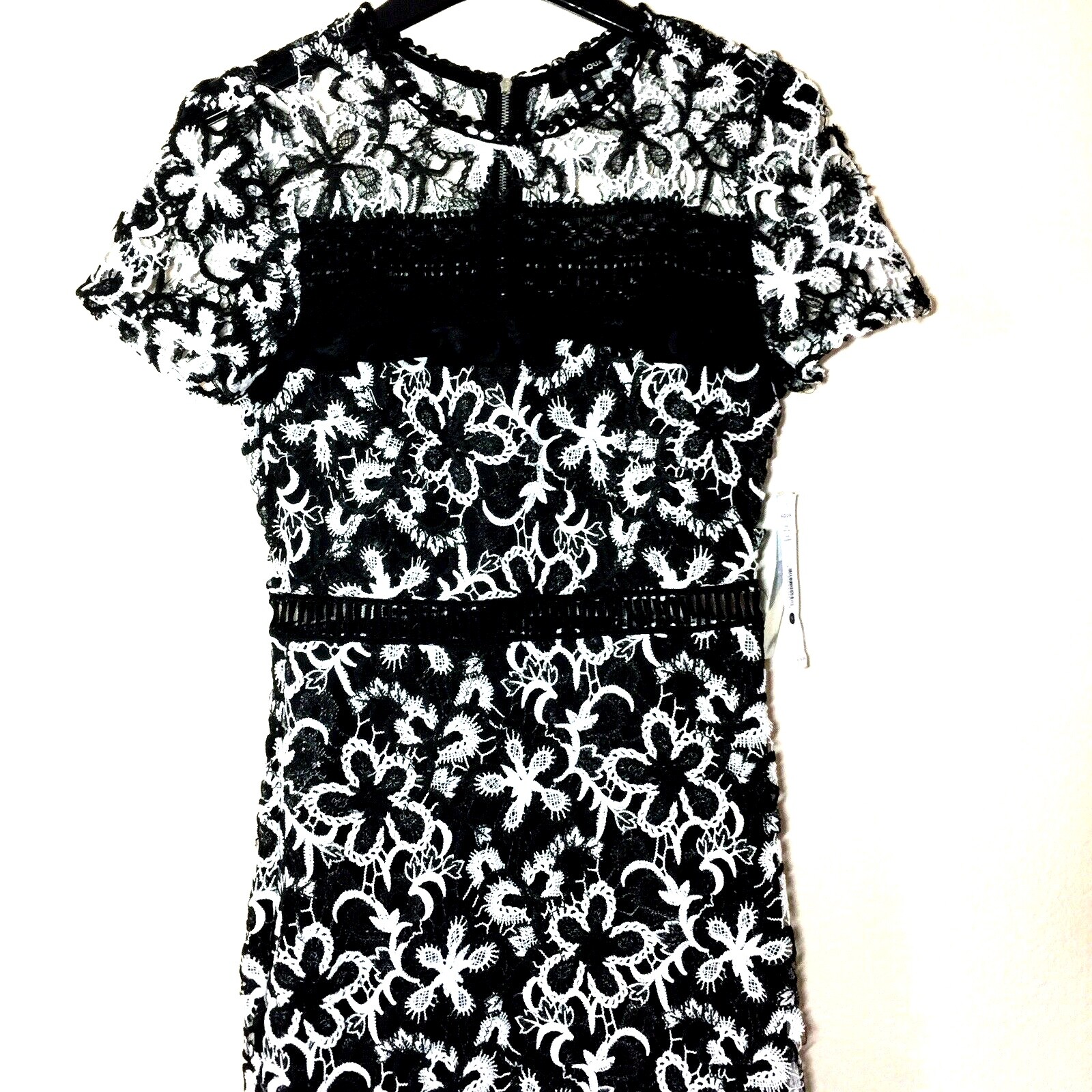 NWT Aqua Black White All Crochet Lace Dress Midi Size Small $118 Super Cute!