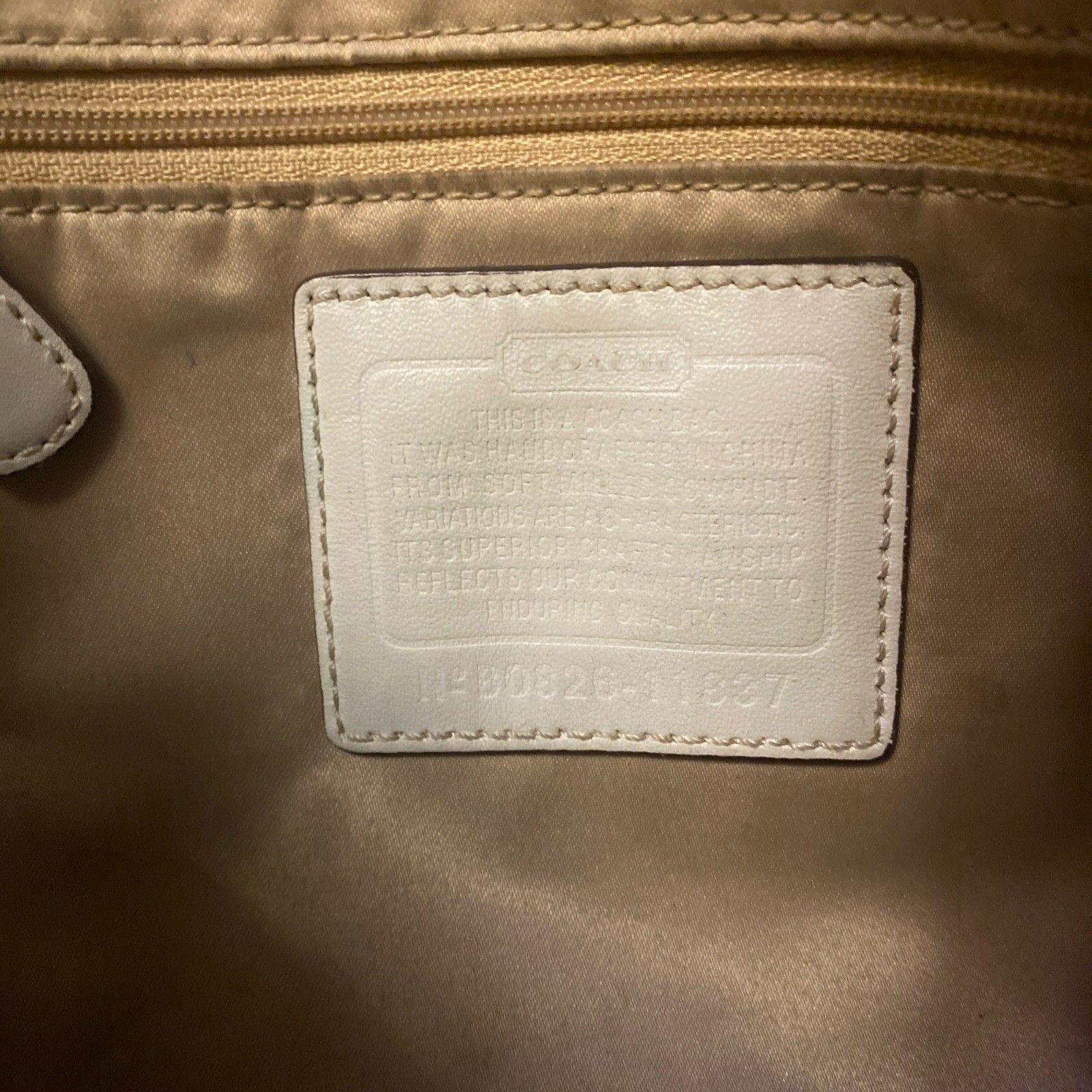 Coach Leather Handbag Half Moon off White B0826-11337