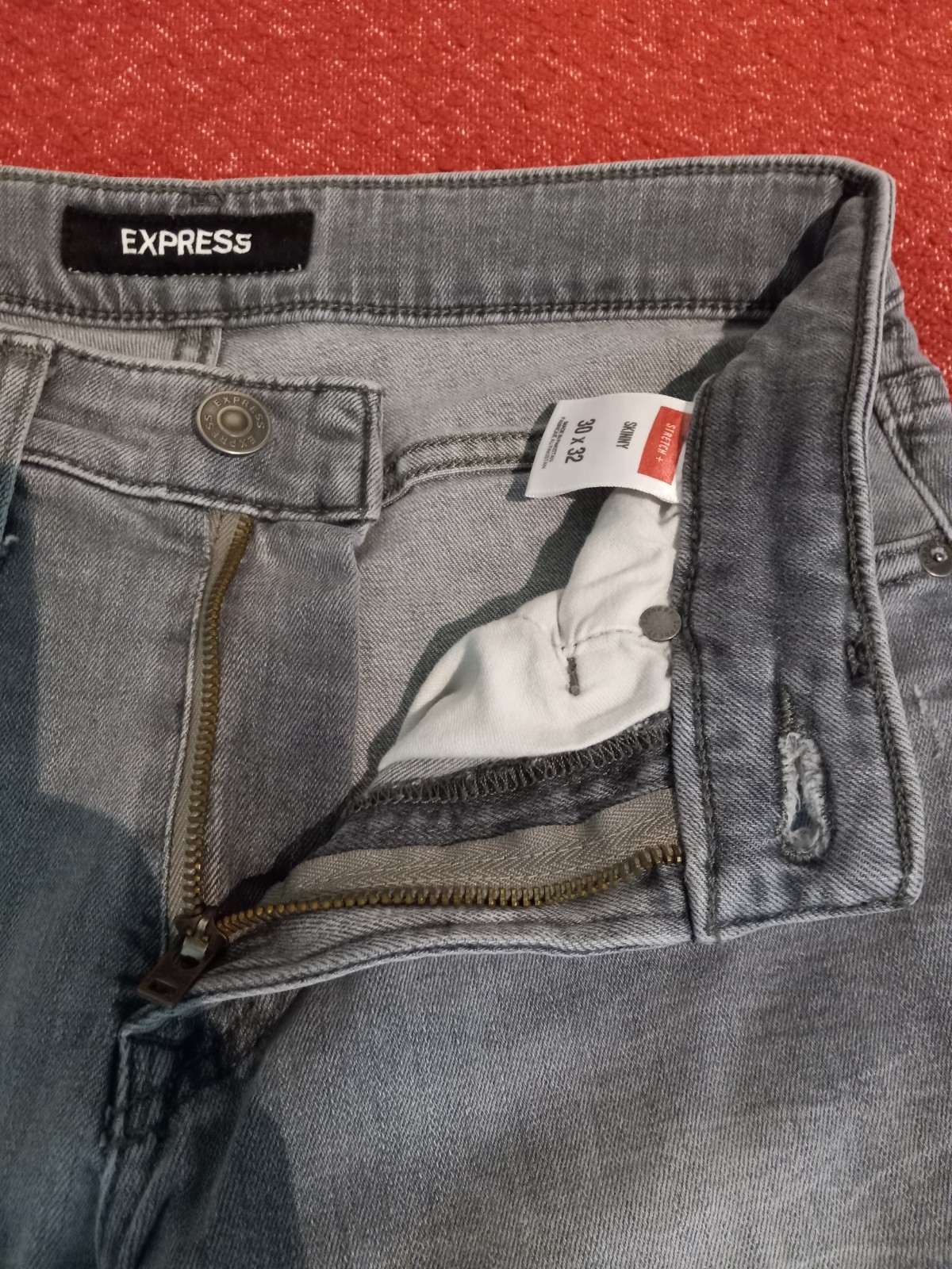 ** ** EXPRESS Mens Denim Jeans 30×32 Slim Skinny Leg, Cotton blend, Vintage Gray