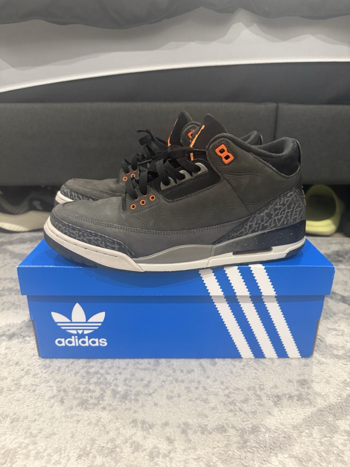 Size 11 – Jordan 3 Retro 2023 Mid Fear CT8532-080