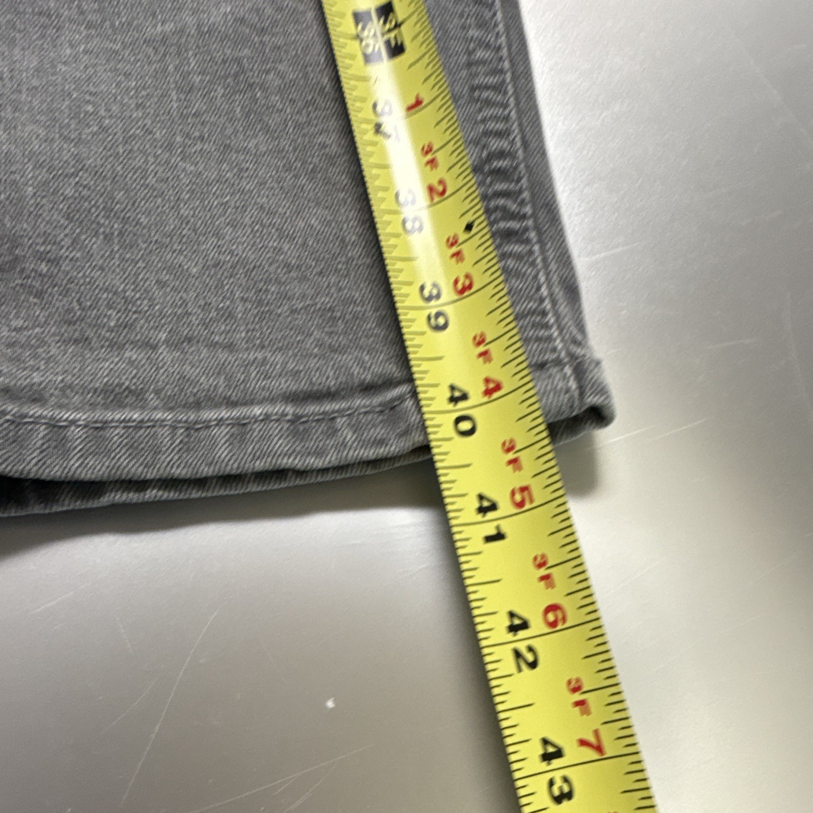 Levi’s Men’s Gray Denim Jeans Athletic Fit Straight Leg Mid Rise Cotton