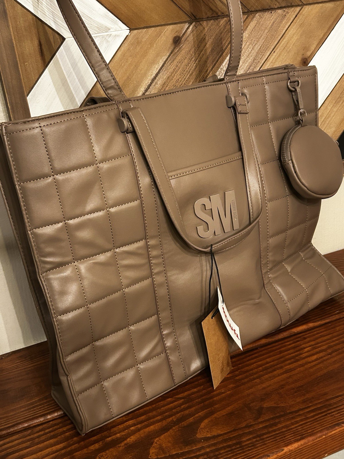 Steve Madden Taupe Quilted Tote Zip Lined Inner Pockets w Coin Purse