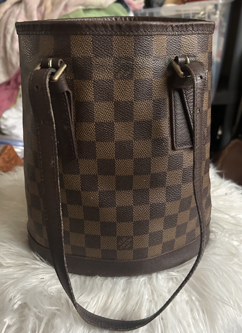 Louis Vuitton Damier Bucket Bag (NO INSIDE LINING)