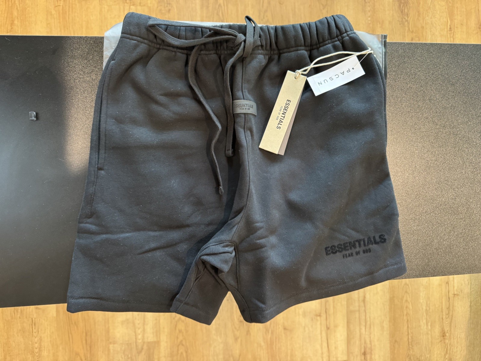 Authentic Fear Of God Essential Shorts | XS Black