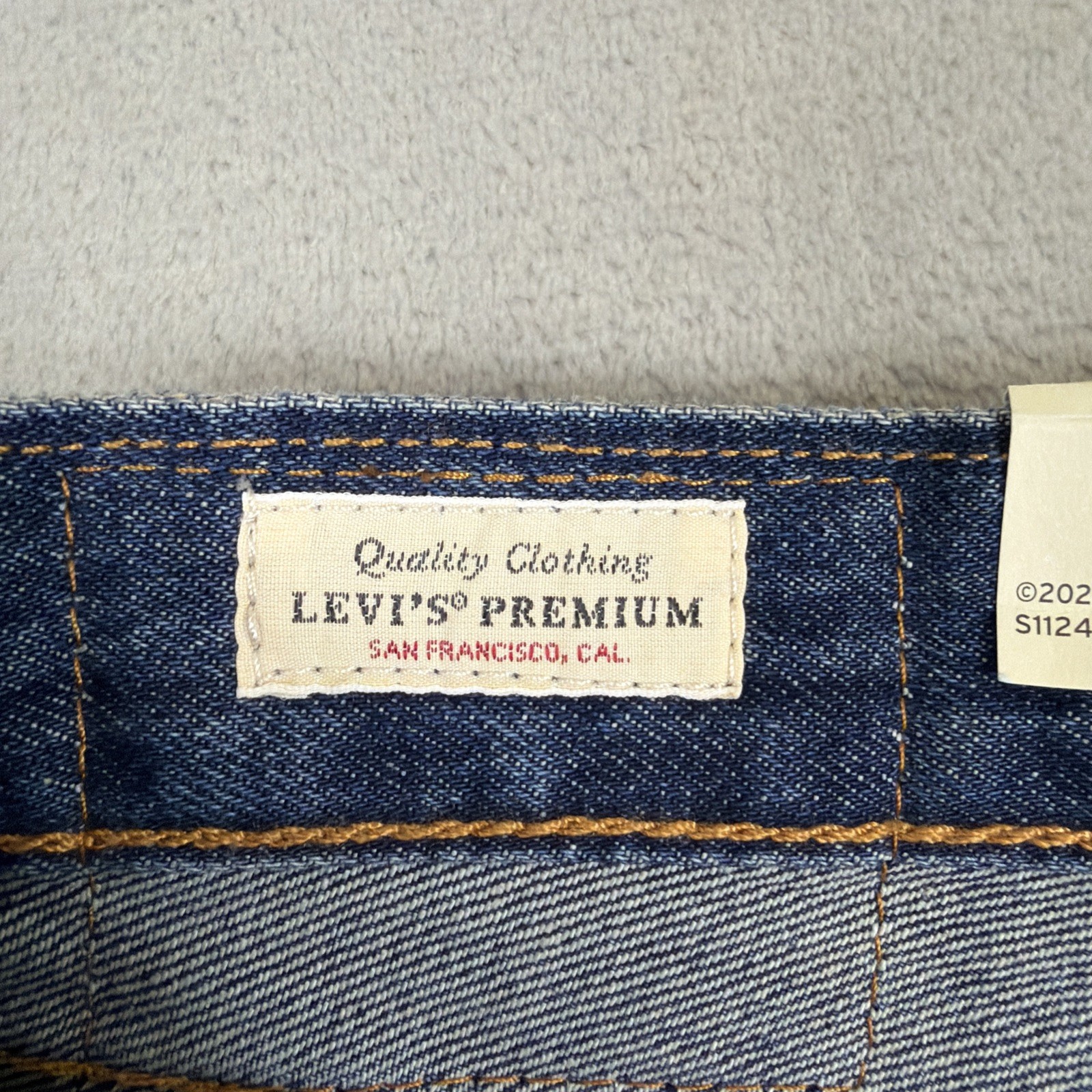 Levi’s 568 Premium Jeans Men’s Size 29×30 Loose Straight Blue Denim Cotton