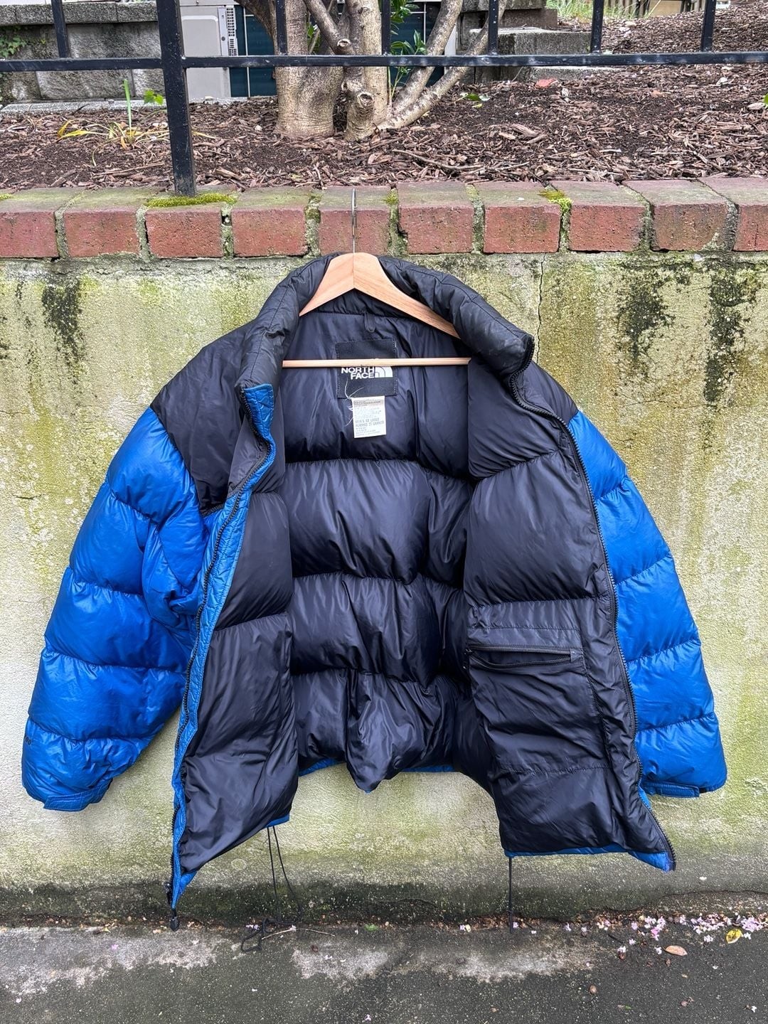 The North Face Nuptse 700 Down Puffer Jacket Blue/Black Men’s XXL