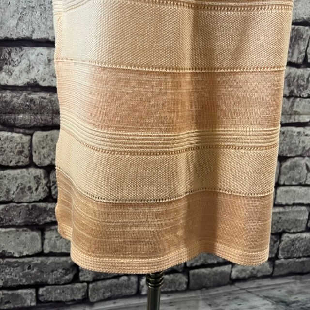 Chico’s Pale Peach U Neckline Sleeveless Tank Size M Polyester & Cotton