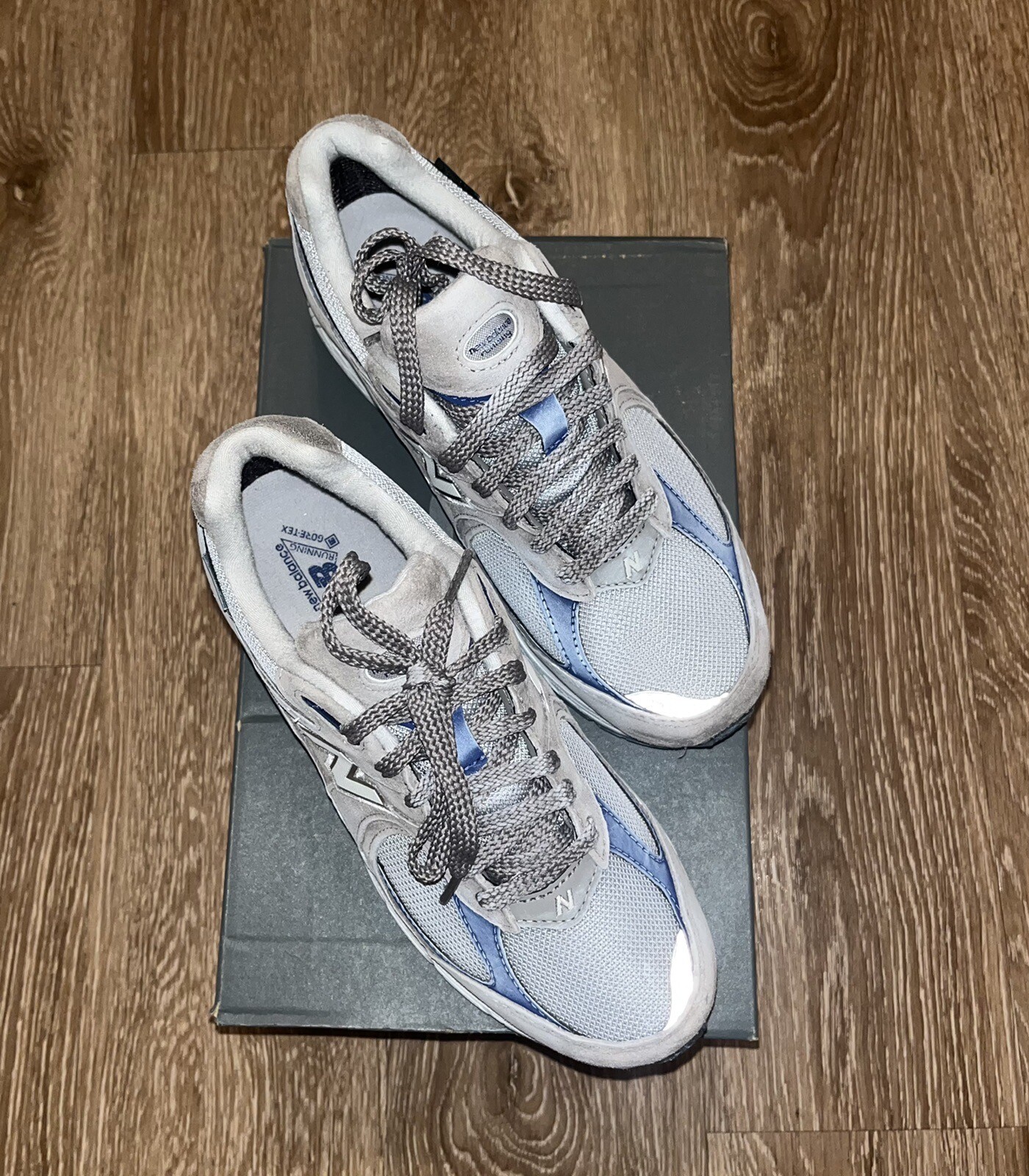 Size 6M/ 7.5W- New Balance 2002R Grey