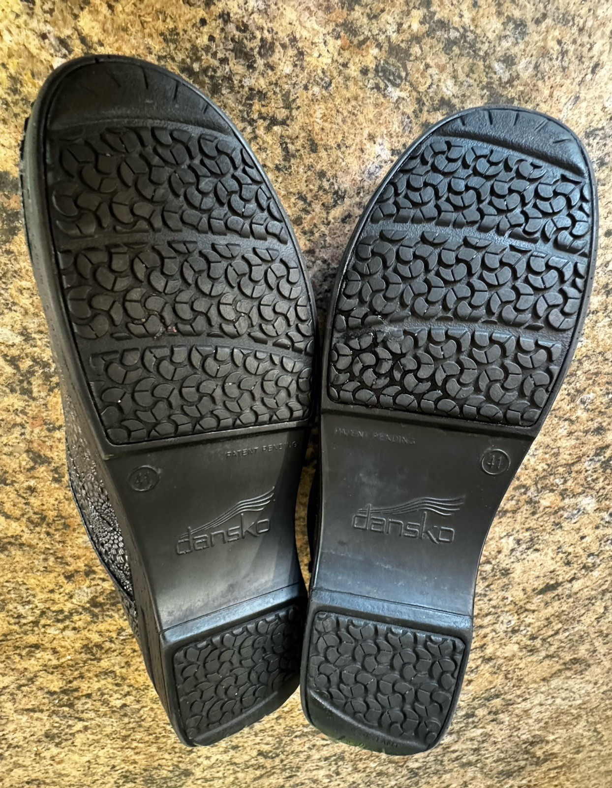 Dansko Professional Black Patent Leather Clog Slip-On Comfort Size 10.5 EUR 41