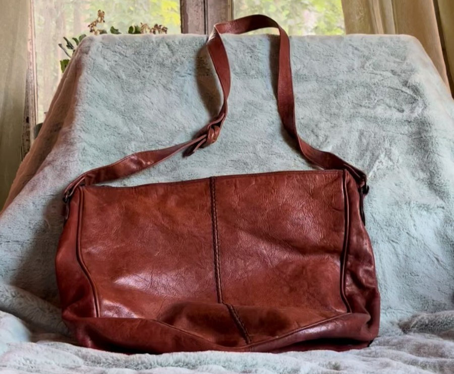 Handmade Artisan Vintage Italian Genuine Leather Shoulder Bag — Late 90s