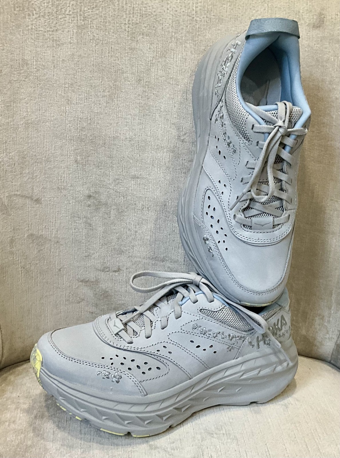 Free People HOKA Vibrant Bloom Bondi L Sneaker Stardust Gray 37 1/3 / US 6 NEW