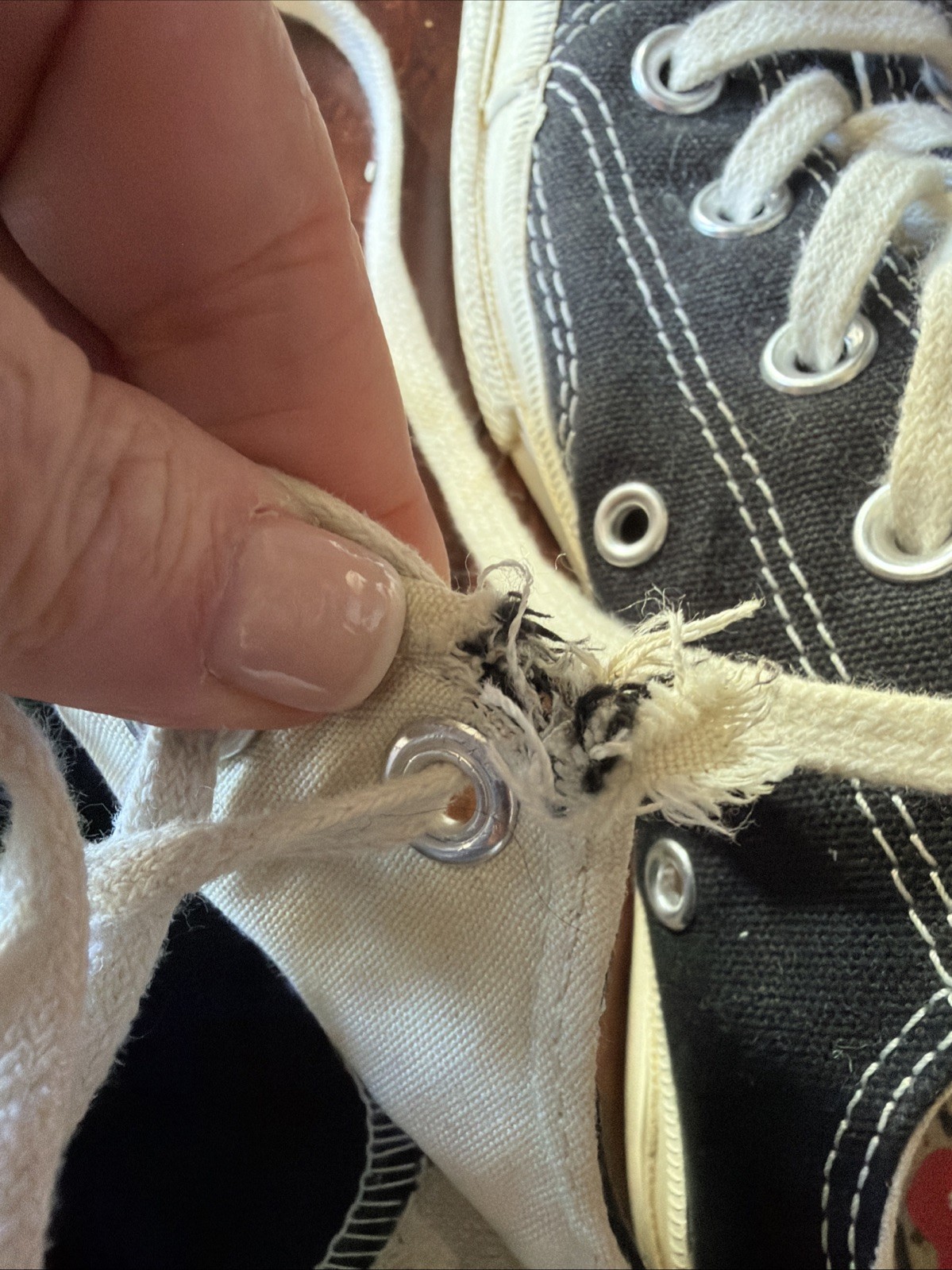 Converse x Comme des Garçons Play One Heart Black Chuck Sneakers W6 M4