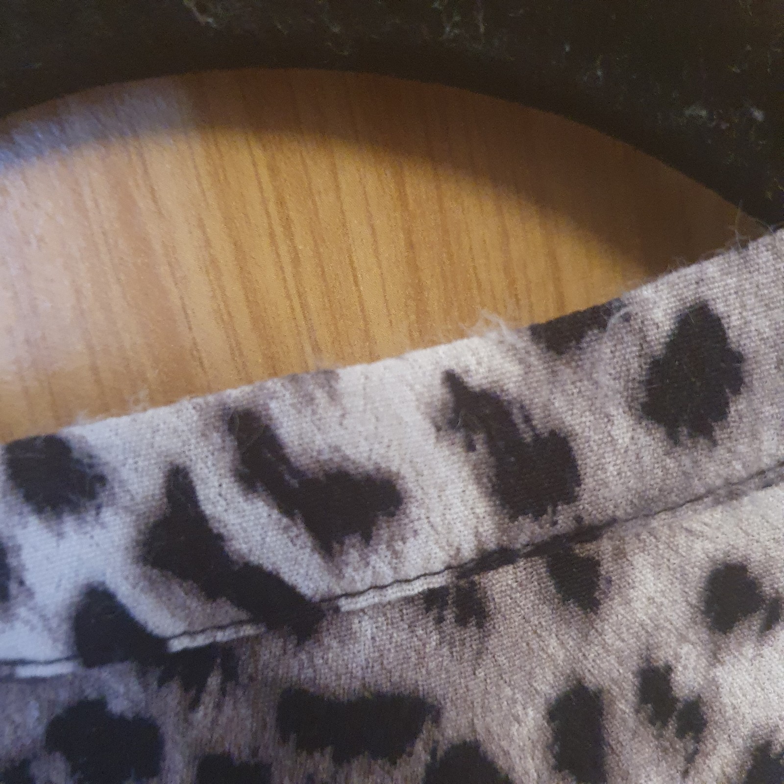 Mint Velvet Dress 100% Rayon Leopard Print Edgy Chic Size 14 Grey Black