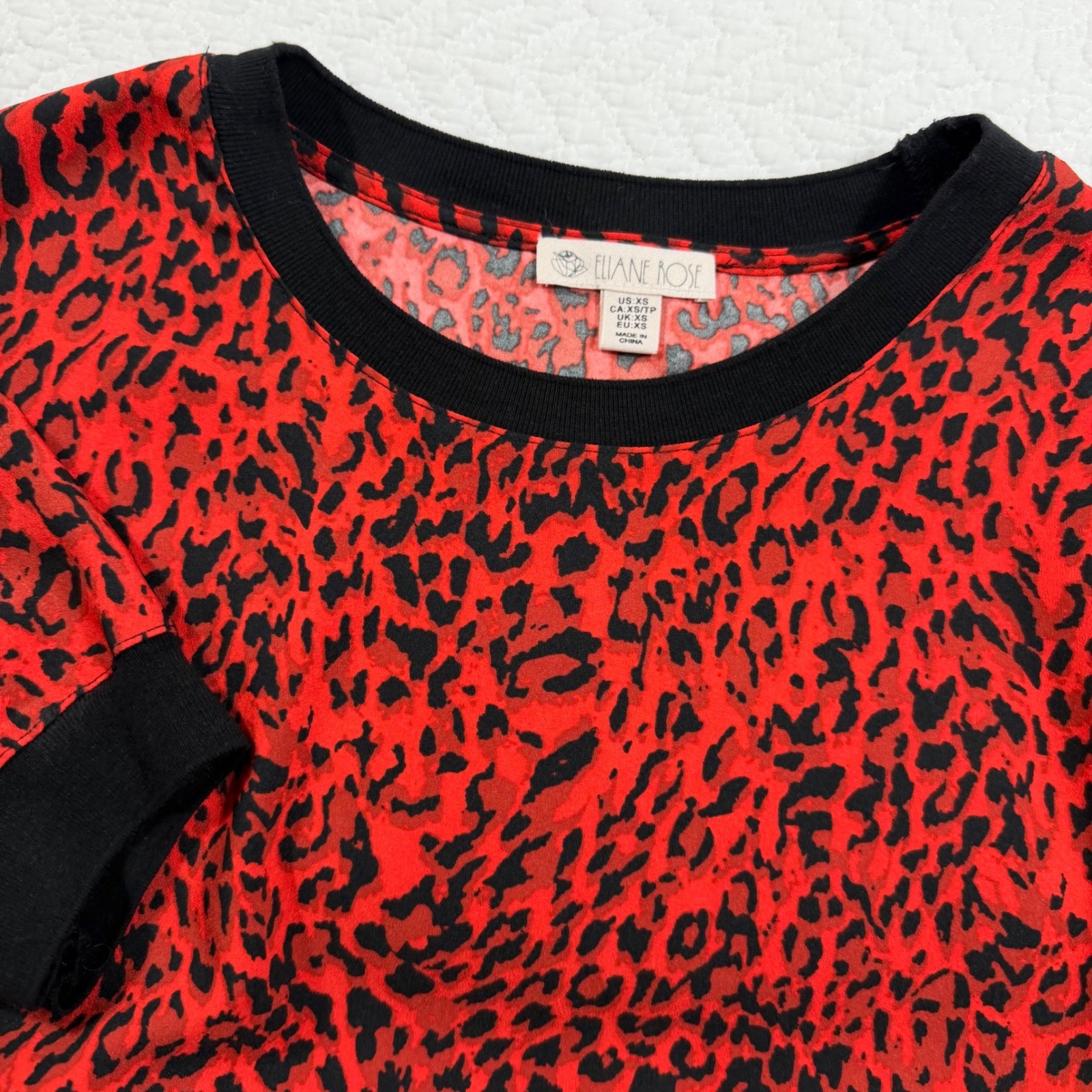 Eliane Rose Top Women XS Red Leopard Animal Print Edgy Ribbed Trim EUC