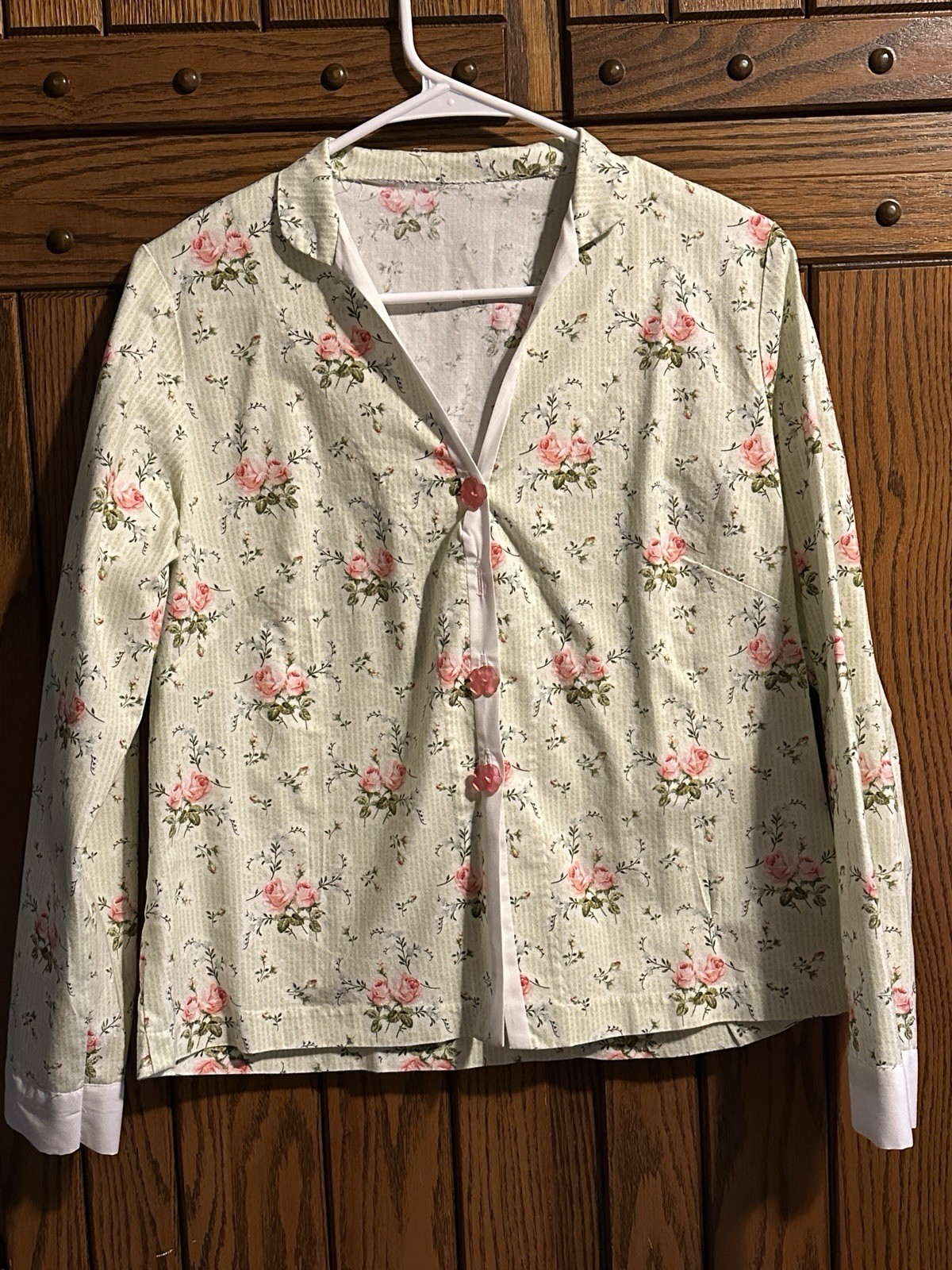 Vintage Cottagecore Floral Button-Down Blouse – Sage Green & Pink Roses