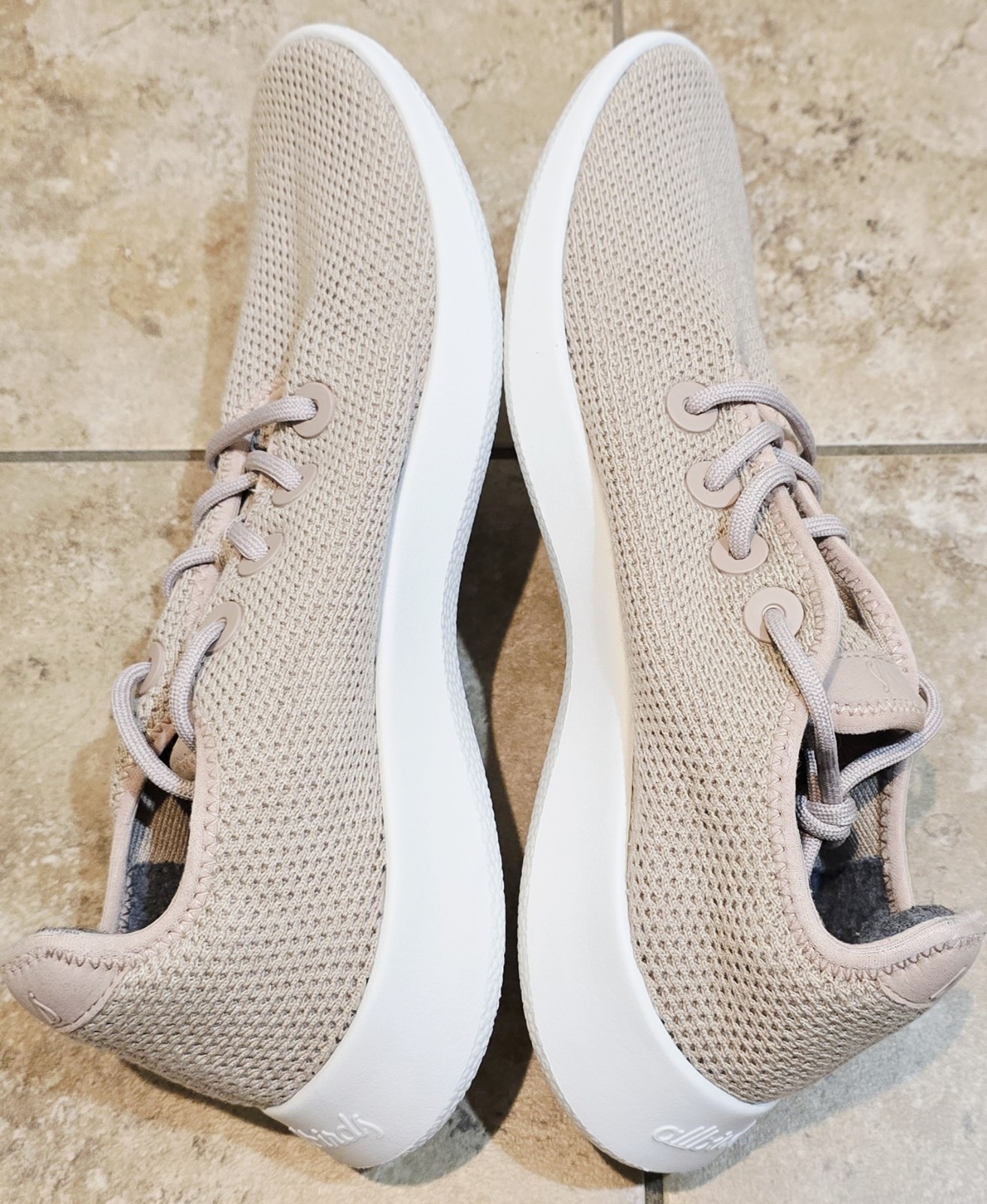 Allbirds TR Tree Runners Mens 11 Beige Tan Casual Lightweight Athletic Sneakers
