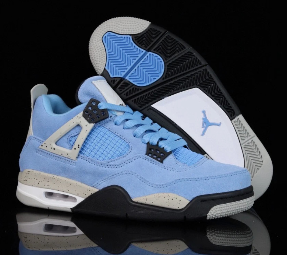 Men’s Jordan 4 Retro “University Blue” Mid Top Basketball Shoes