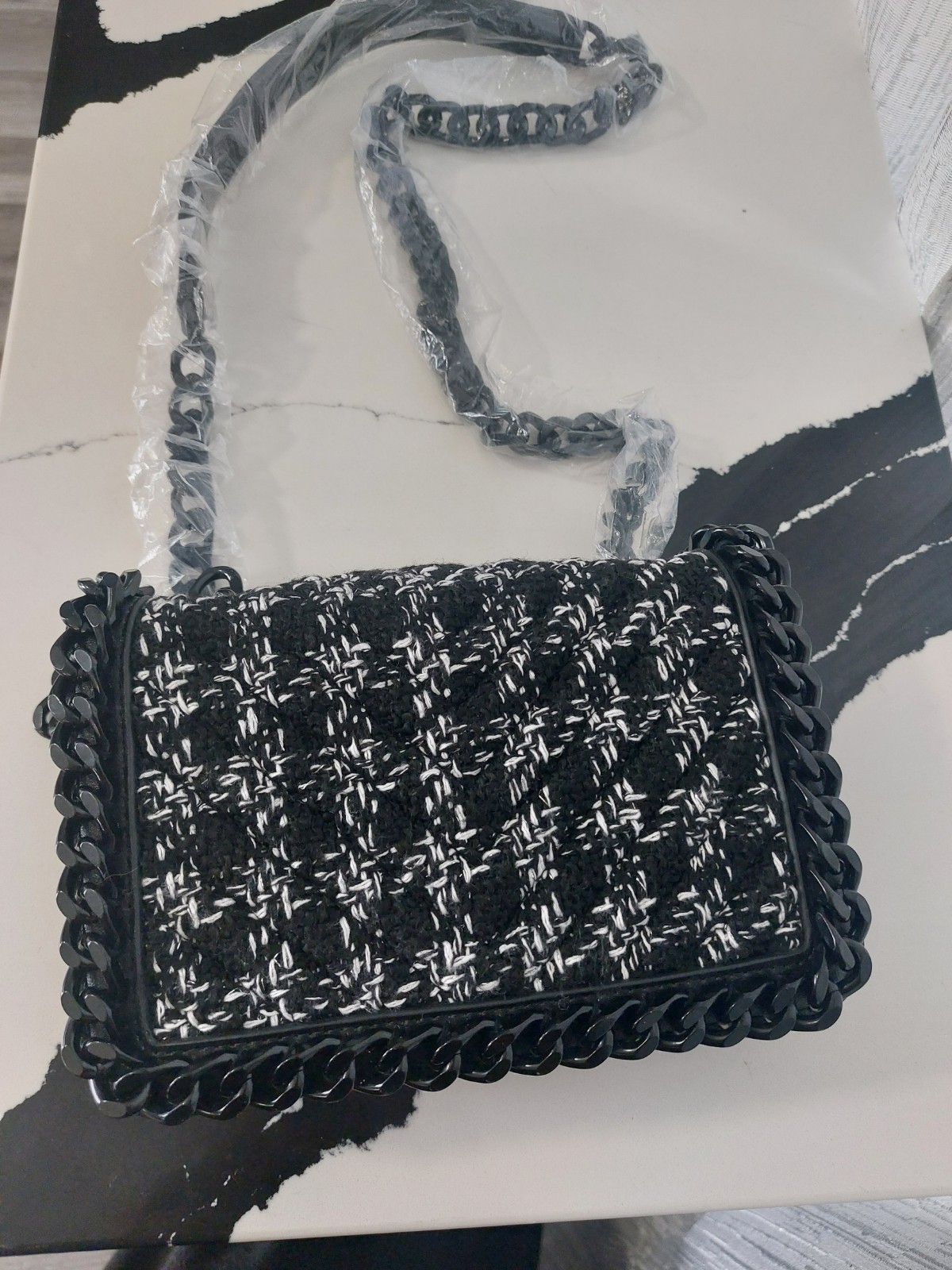 ALDO Black & White Tweed Flap Crossbody Chain Strap Magnetic Closure Small